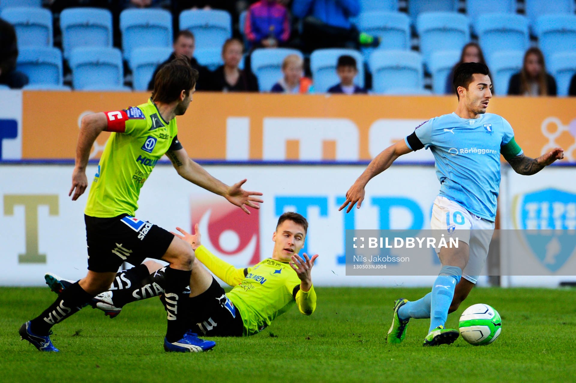 Fotboll, Allsvenskan, Malmö FF - IFK Norrköping: Jiloan Hamad, Malmö FF, stormar fram.
