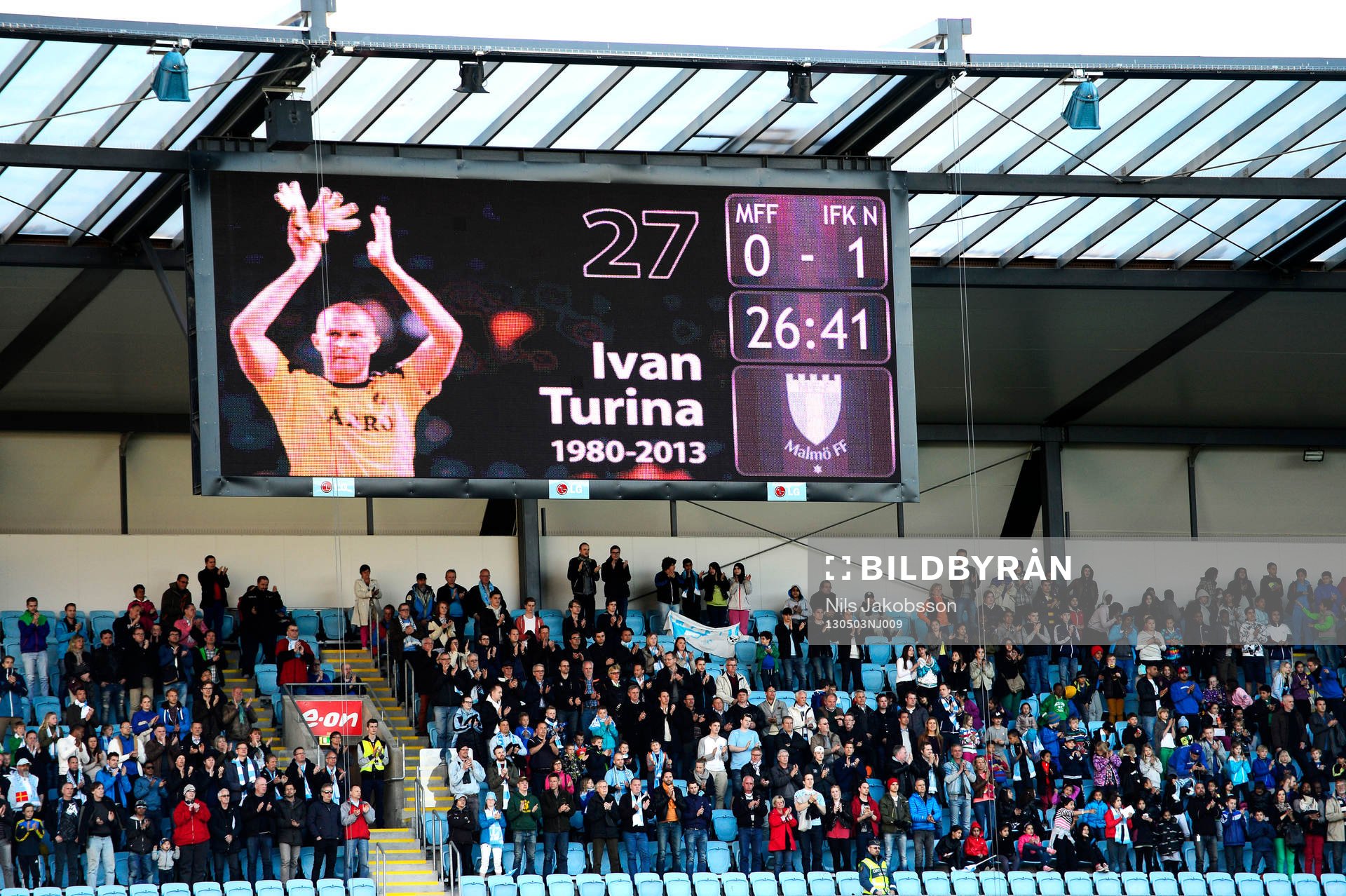 Fotboll, Allsvenskan, Malmö FF - IFK Norrköping: Hyllning till minne av Ivan Turina, AIKs hastigt avlidne målvakt.