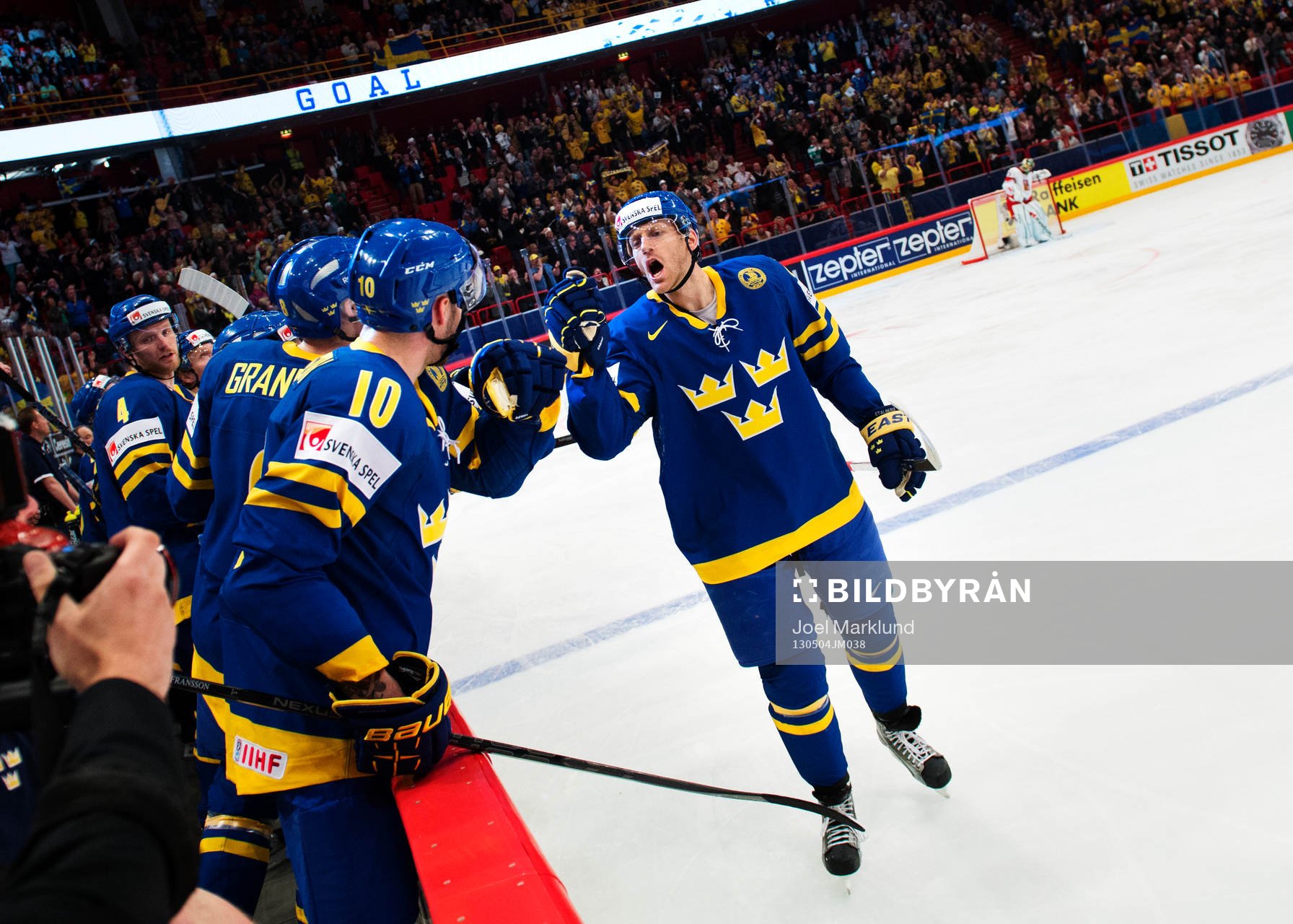 Sveriges Henrik Tallinder jublar