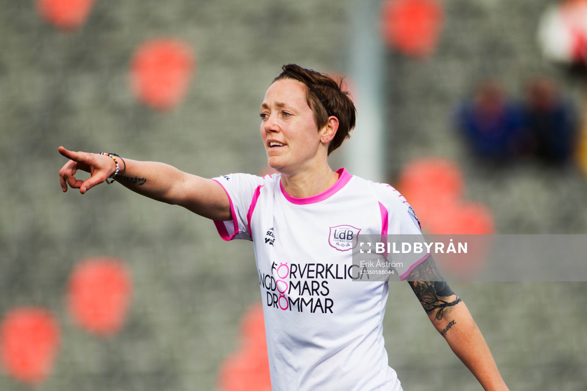 Malmös nr 15 Therese Sjögran i omgång 4 i Damallsvenskan mellan Umeå IK FF och LdB FC Malmö