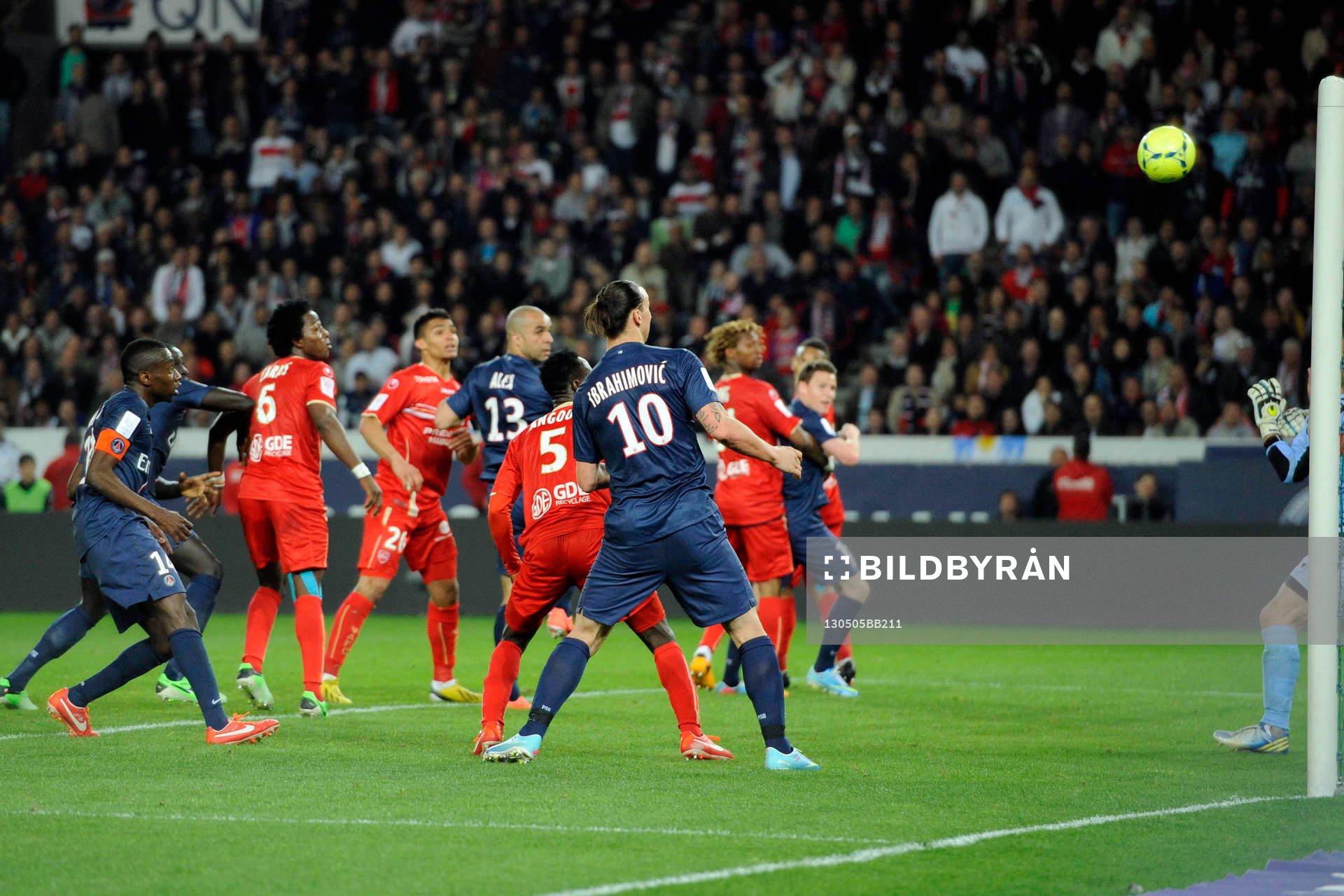 GOAL ALEX  - 05.05.2013 - PSG / Valenciennes - 35e journee