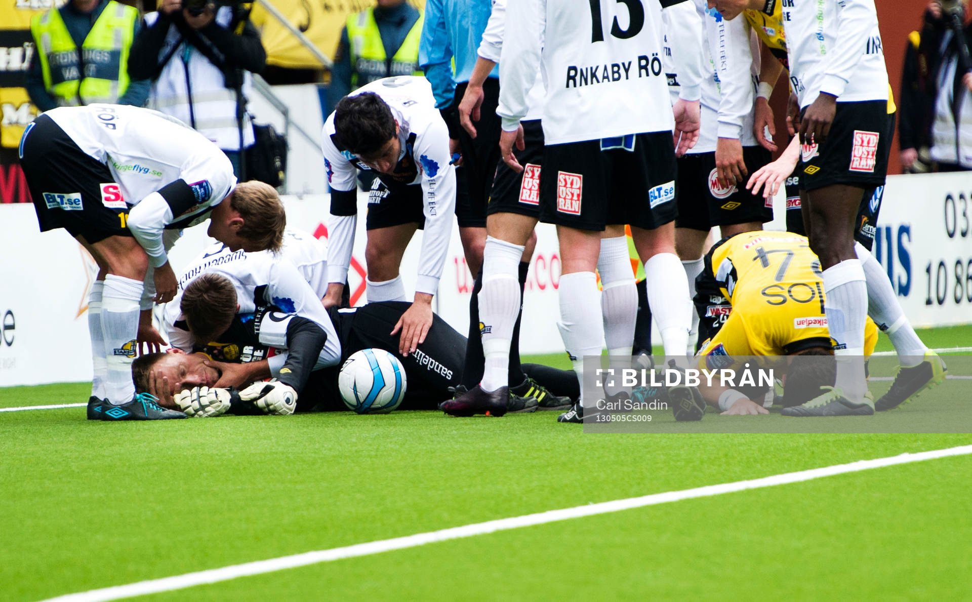 Mattias Asper, målvakt, Mjällby, och Stefan Ishizaki,