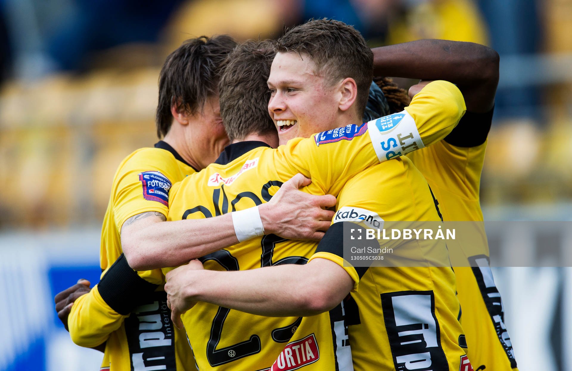 Viktor Claesson kramar om Marcus Rohdén, Elfsborg
