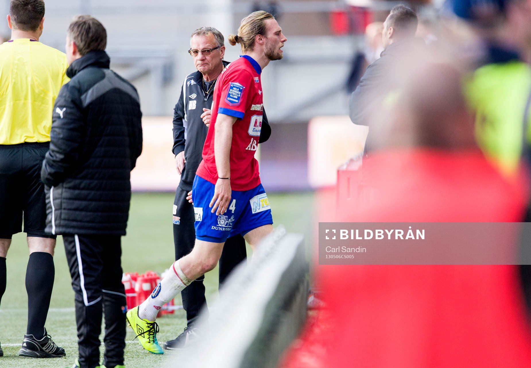 Emil Karlsson, Örgryte, lämnar planen