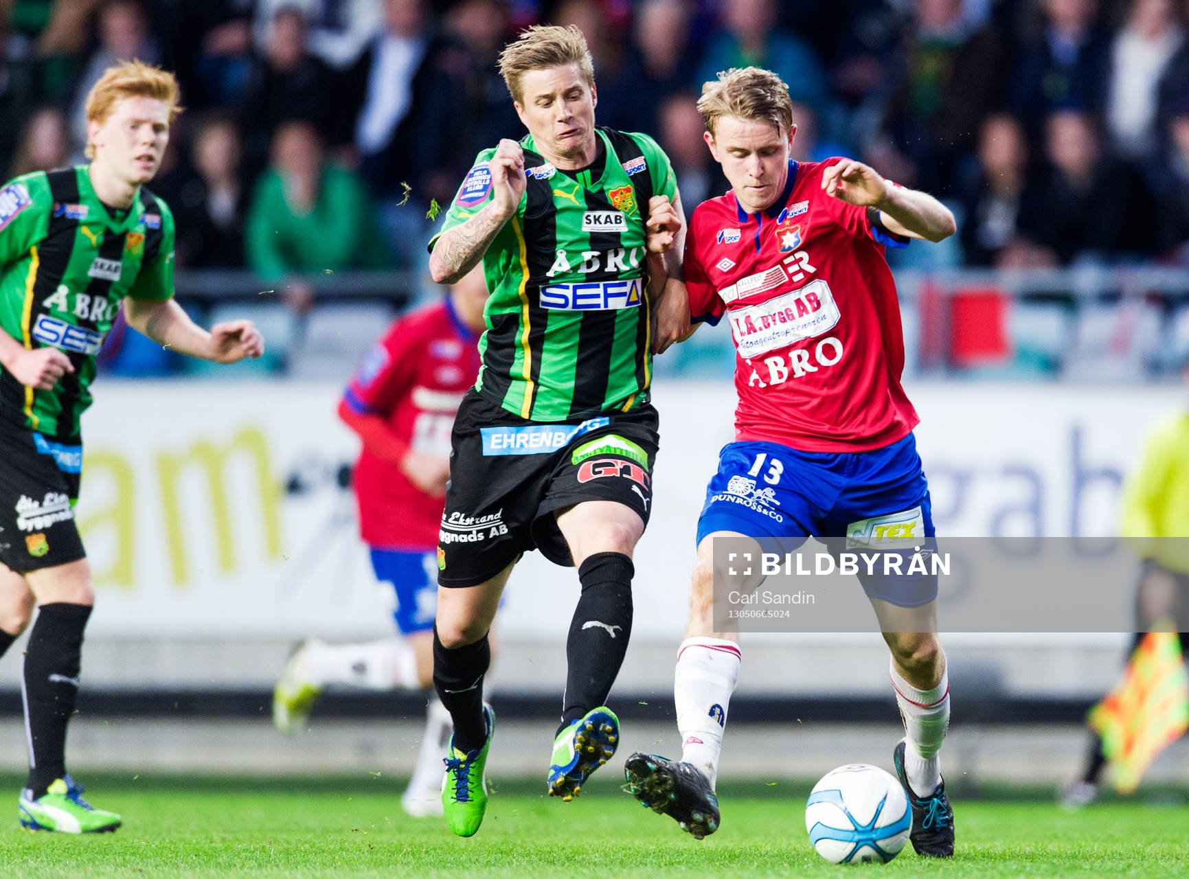 Närkamp mellan Andreas Drugge, Gais, och Johan Hedman,