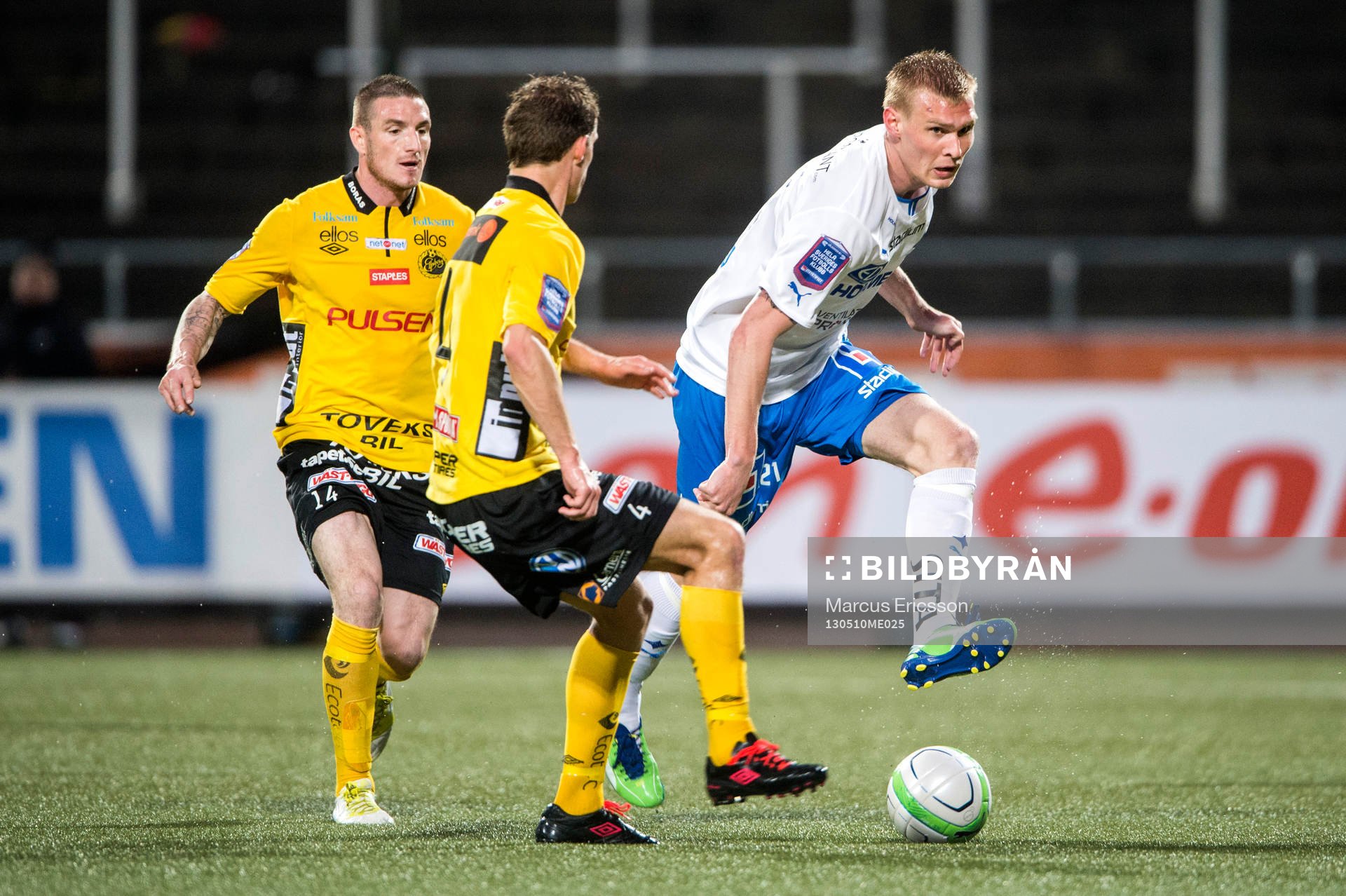 Joonas Tamm, IFK Norrköping spelar boll