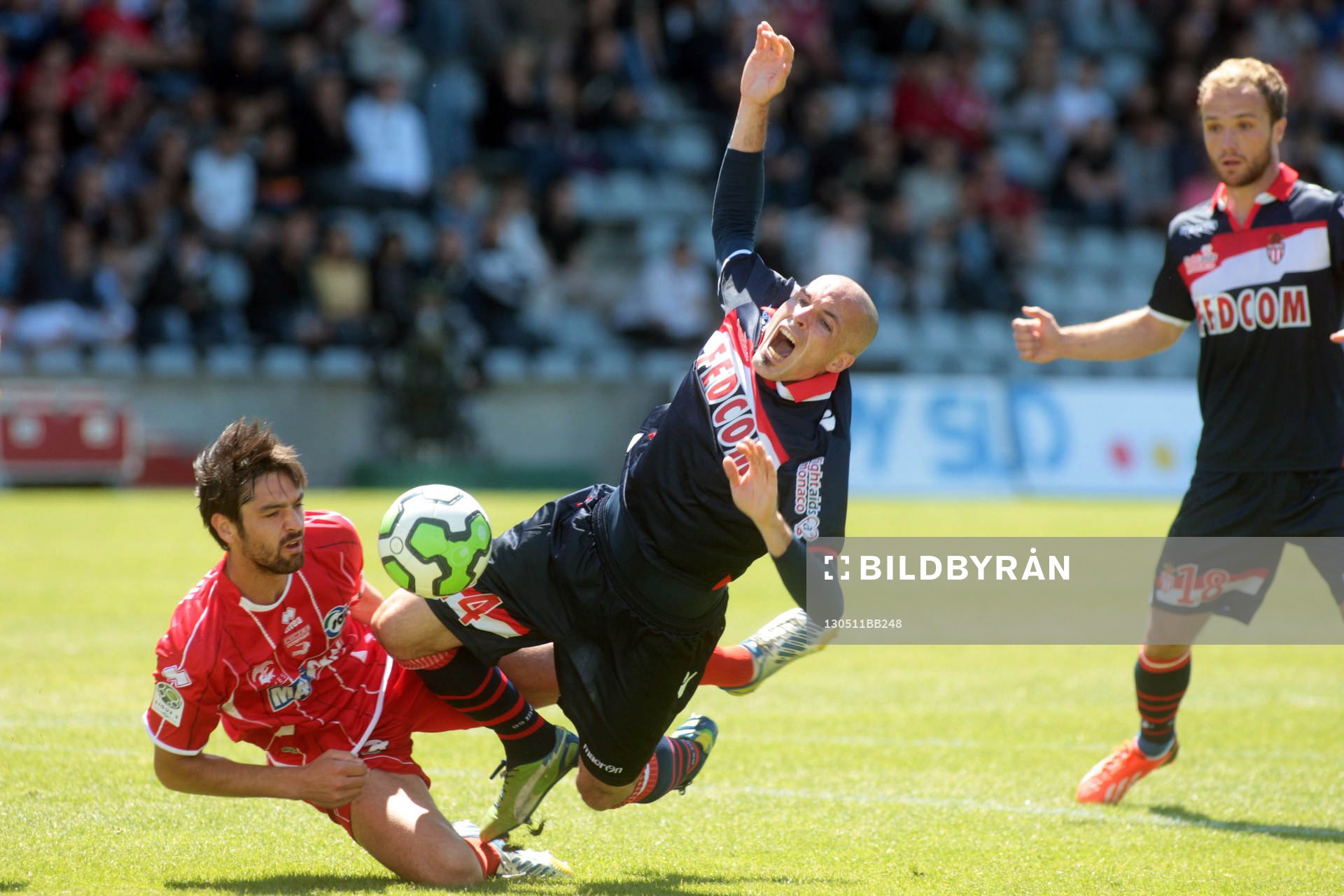 Faute et expulsion Benoit POULAIN sur Andrea RAGGI -