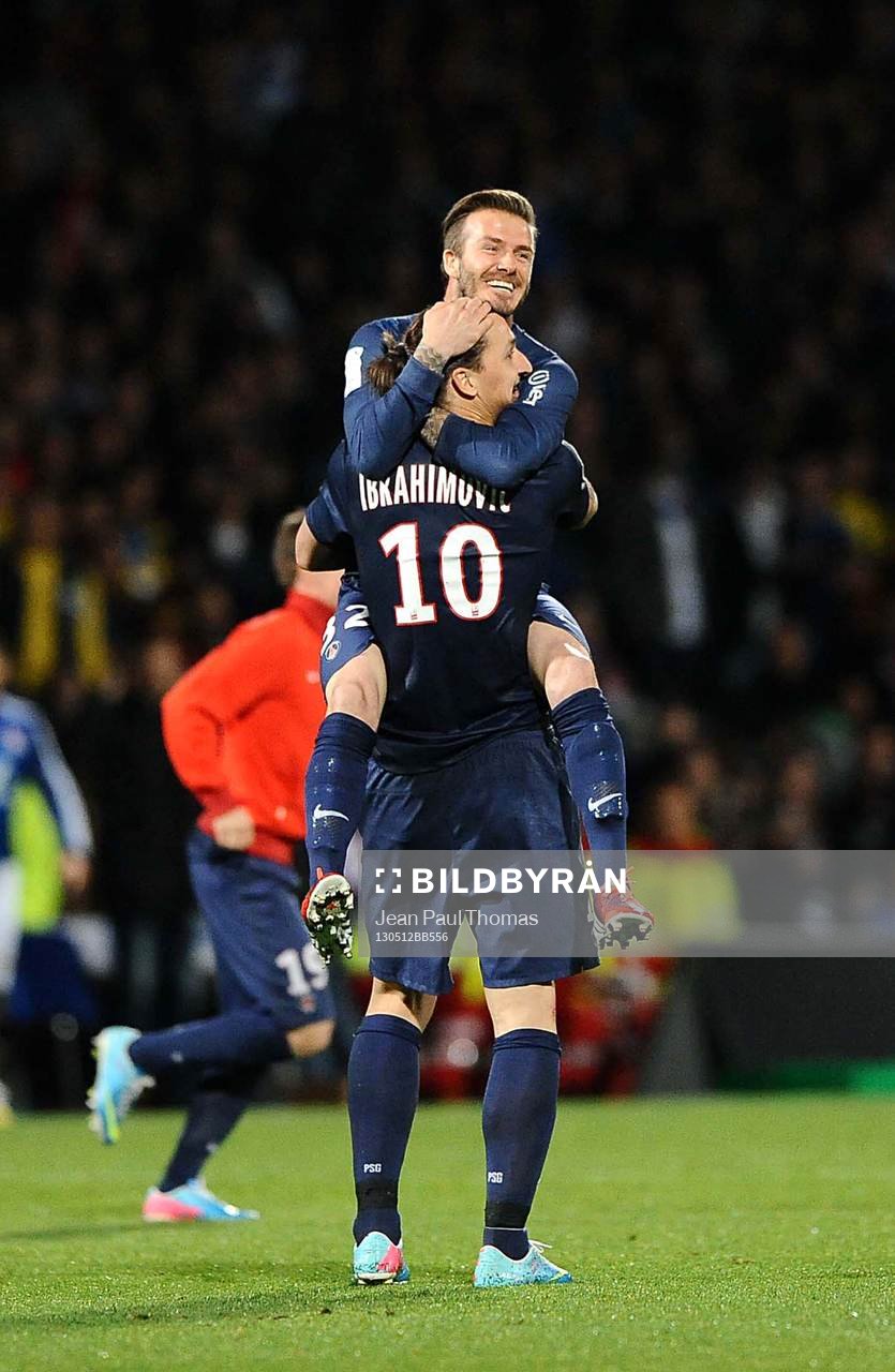 David Beckham kramar om Zlatan Ibrahimovic när Paris Saint
