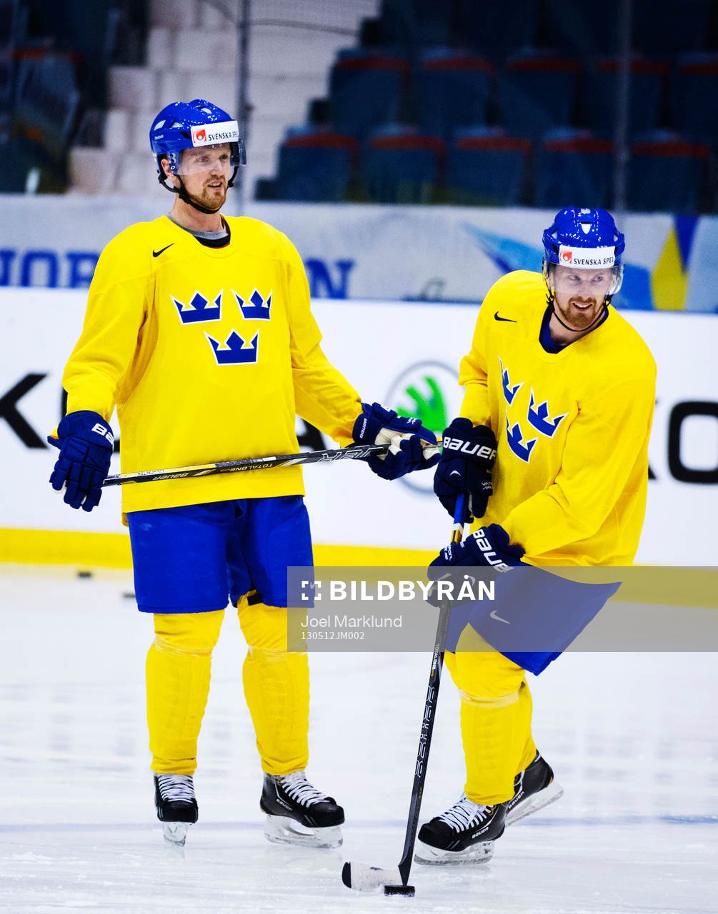 Henrik Sedin och Daniel Sedin på Sveriges träning