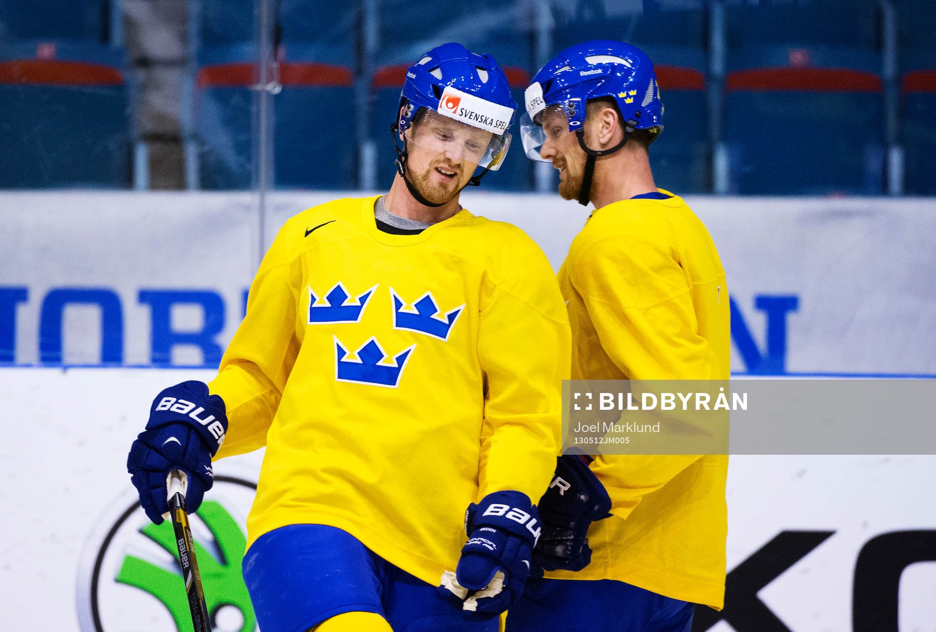 Henrik Sedin och Daniel Sedin på Sveriges träning