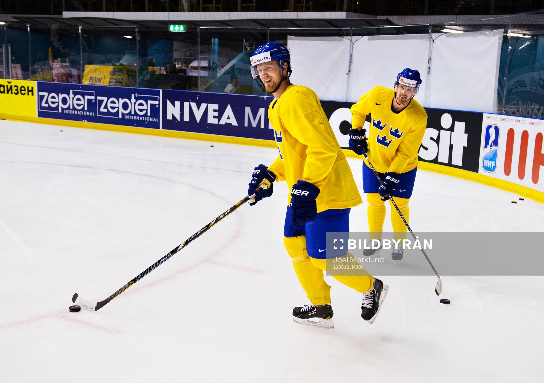 Henrik Sedin och Daniel Sedin på Sveriges träning
