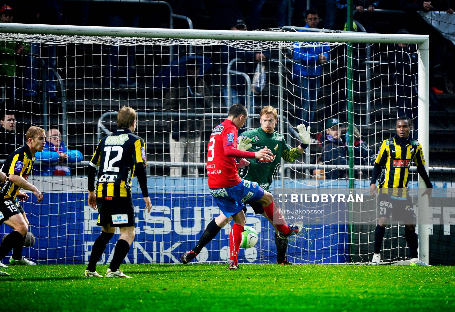Loret Sadiku, Helsingborg, gör 2 - 0