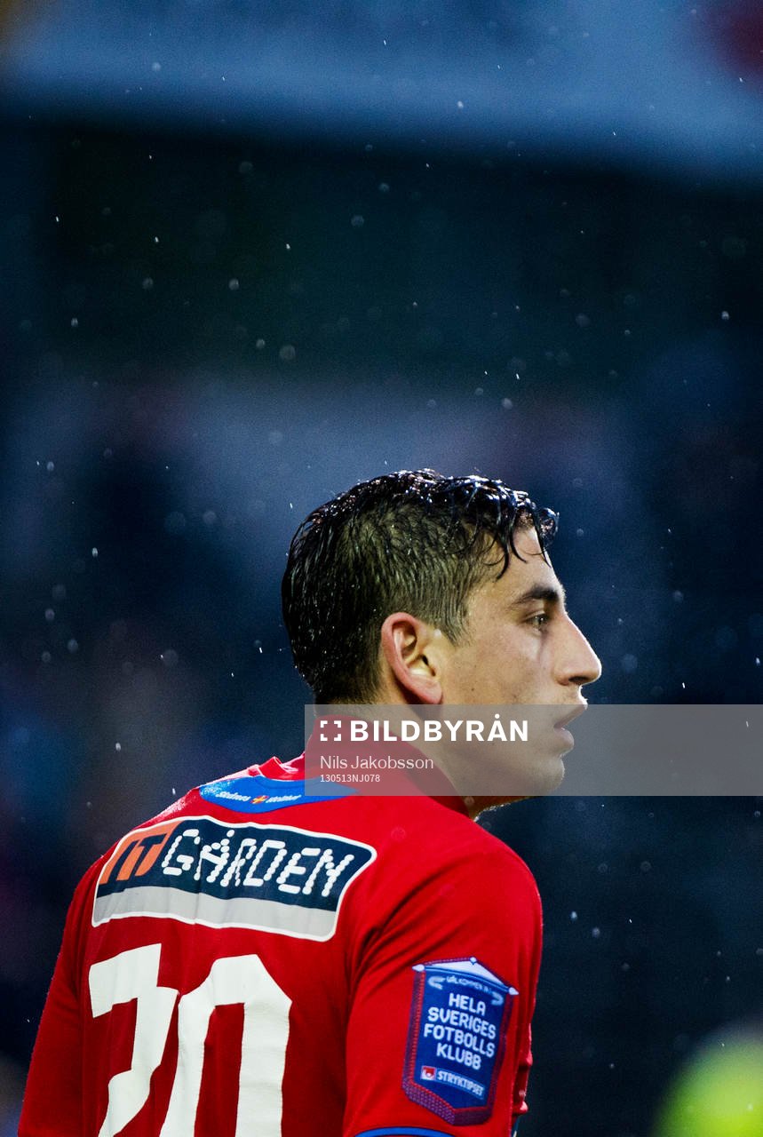 det regnar på Alejandro Bedoya, Helsingborg