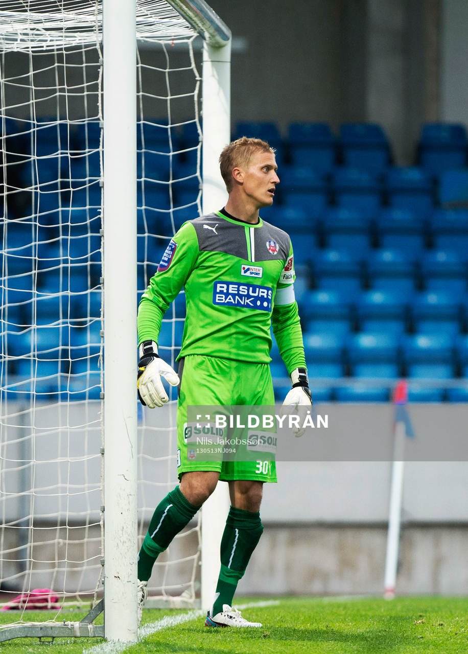 Pär Hansson, målvakt, Helsingborg vaktar sitt mål
