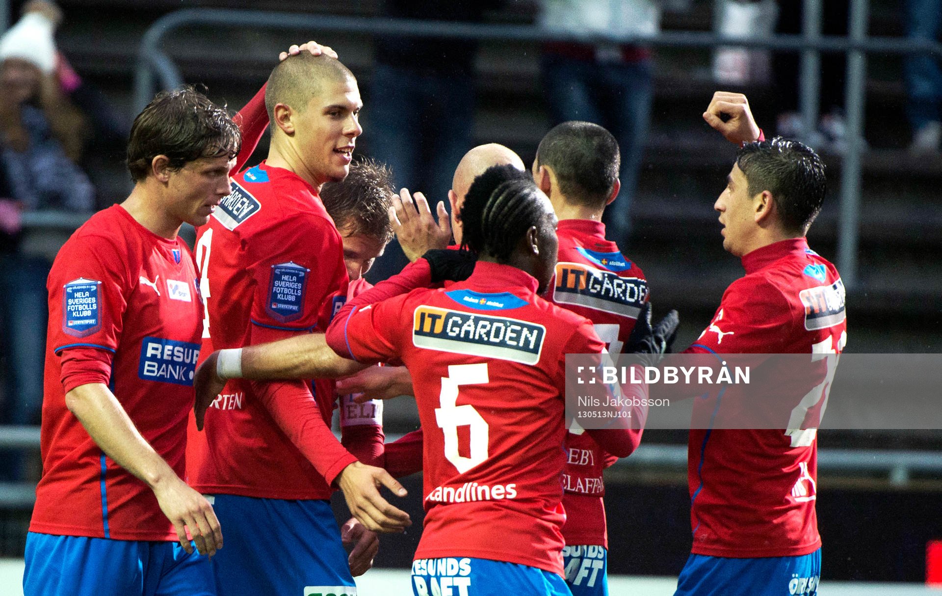 Fotboll, Allsvenskan, Helsingborg - Häcken: Robin Simovic, May Mahlangu, Alejandro Bedoya och Erlend Hanstveit, Helsingborg i jubel efter mål.