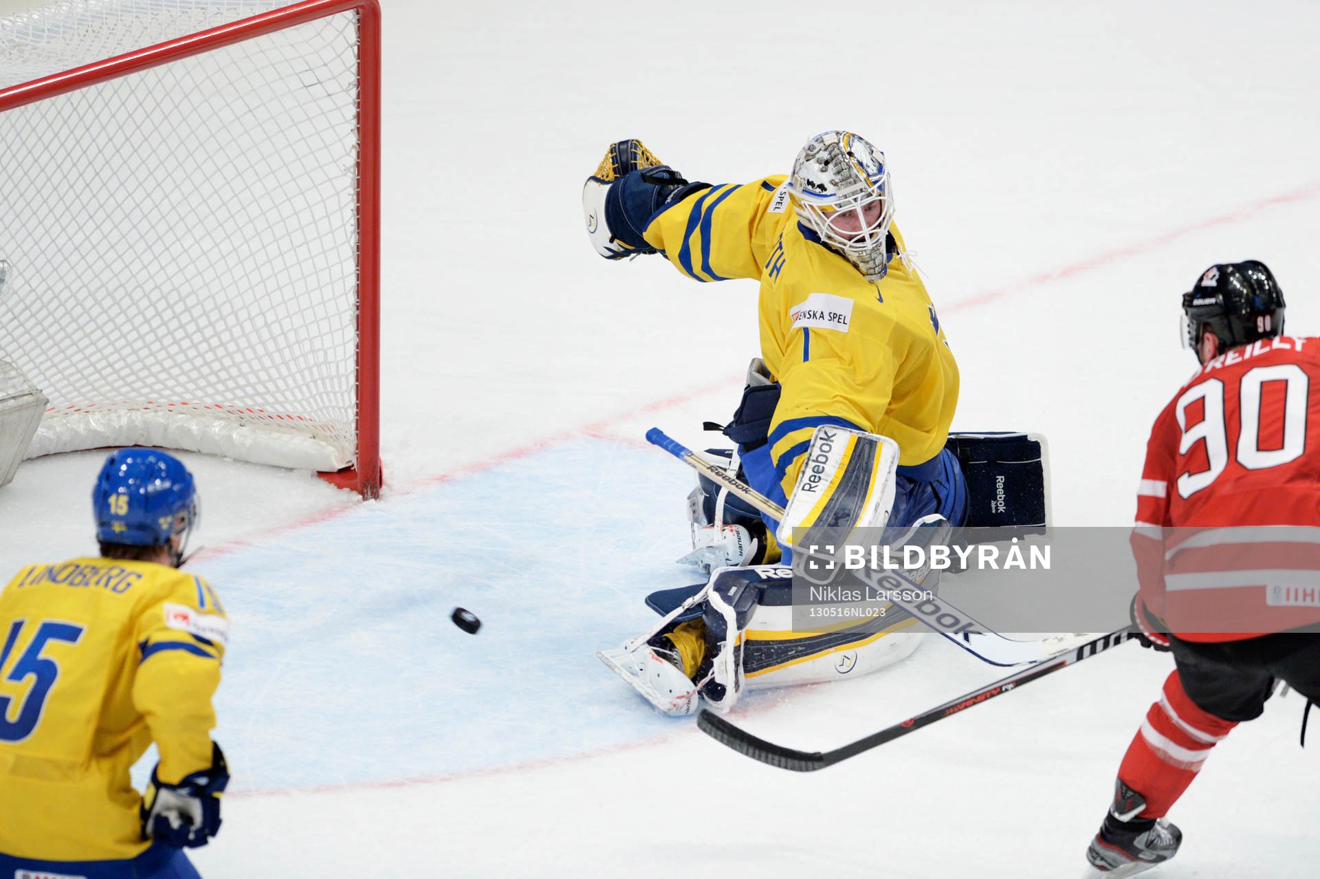 Ryan O'Reilly, Kanada gör mål bakom Jhonas Enroth,