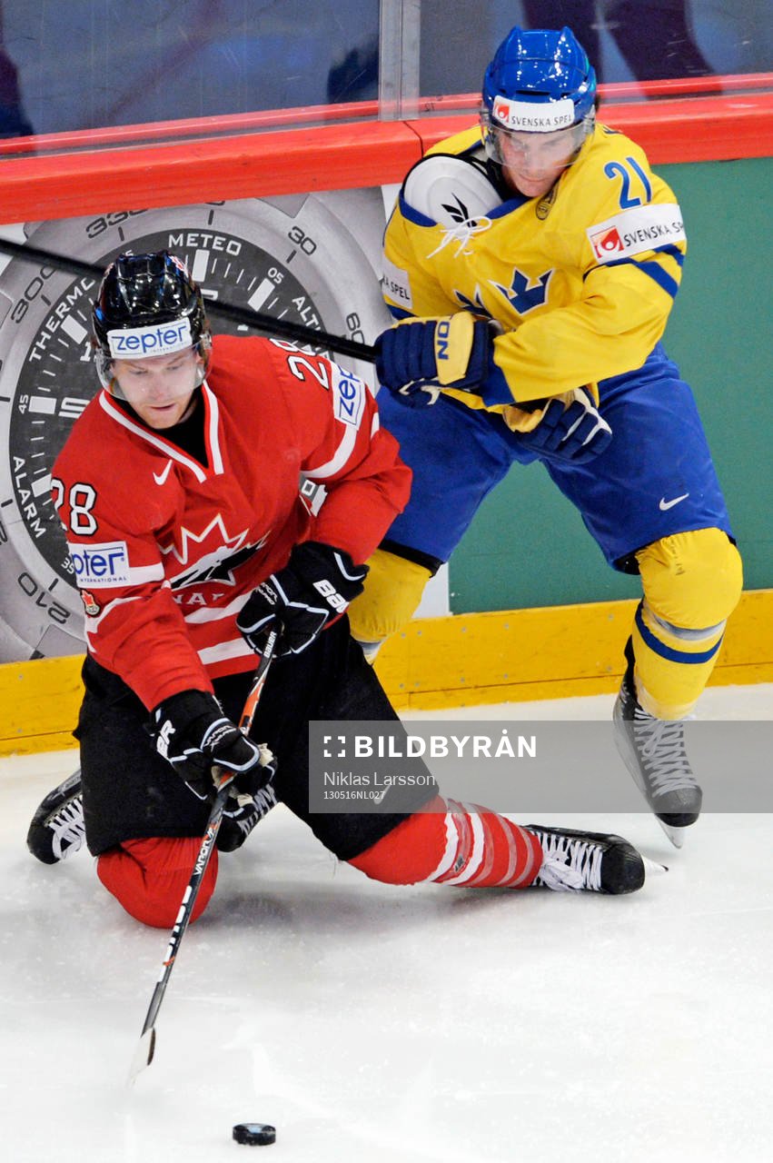 Loui Eriksson, Sverige i kamp om pucken med Claude Giroux,