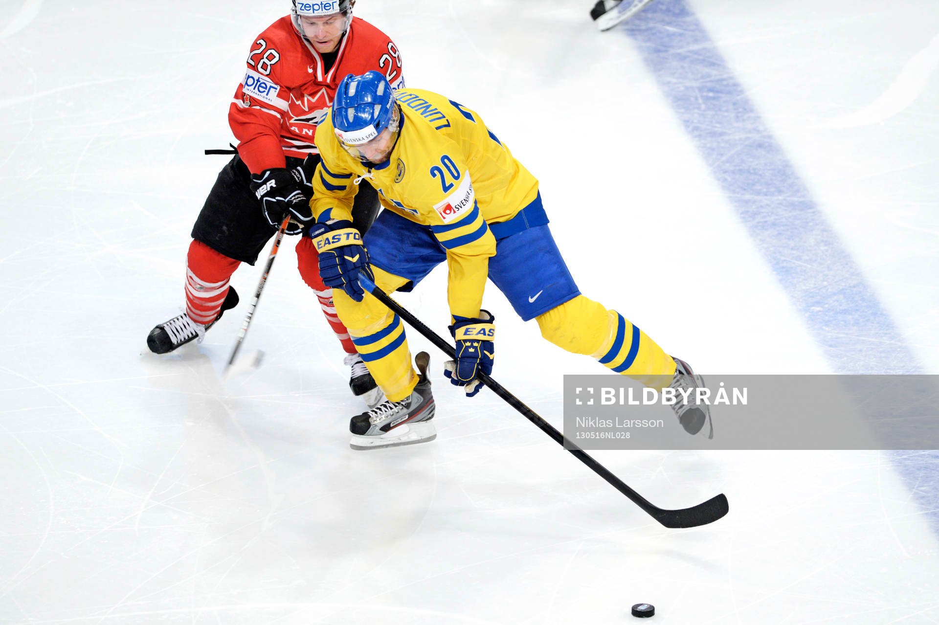 Joel Lundqvist, Sverige
