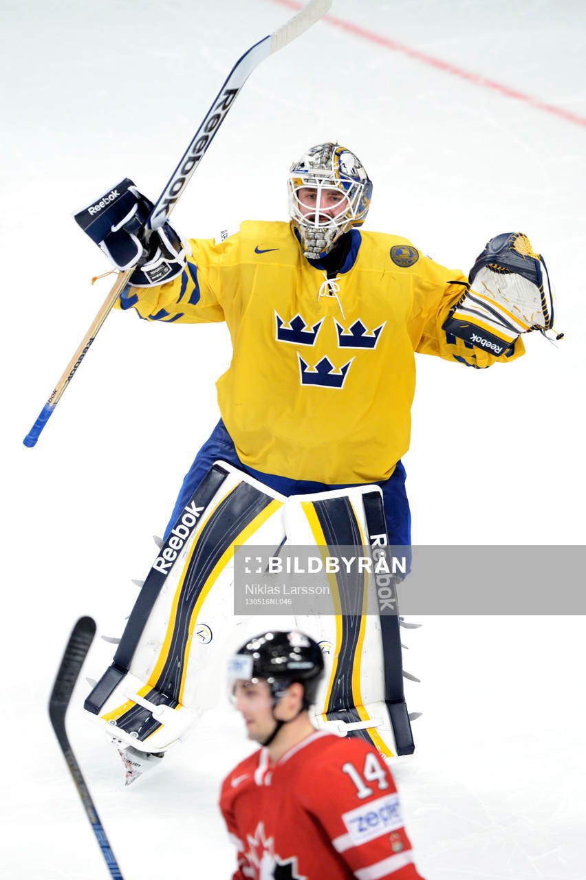 Jhonas Enroth, målvakt, Sverige, jublar
