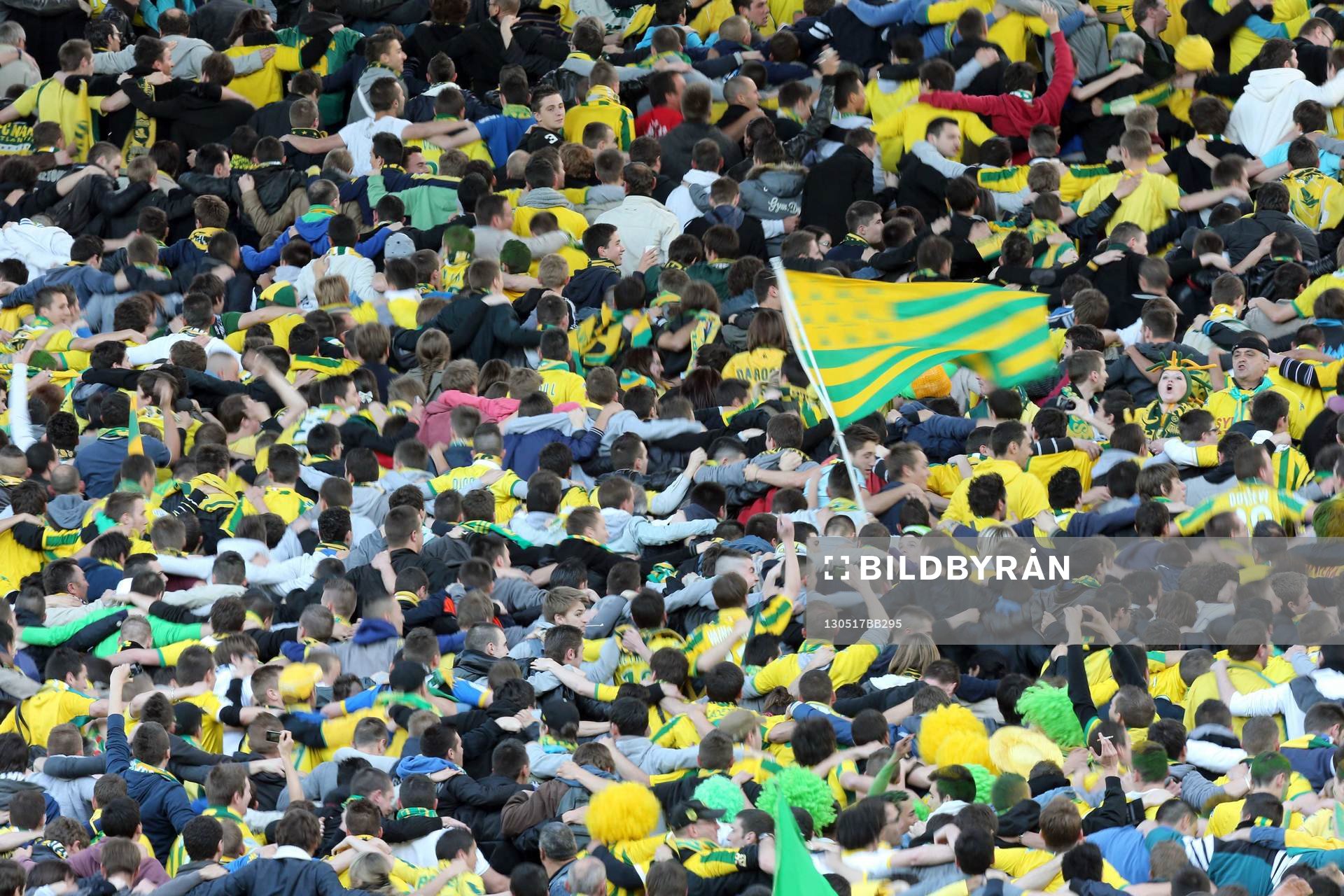 Ambiance Supporters Nantes  - 17.05.2013 - Nantes / Sedan -