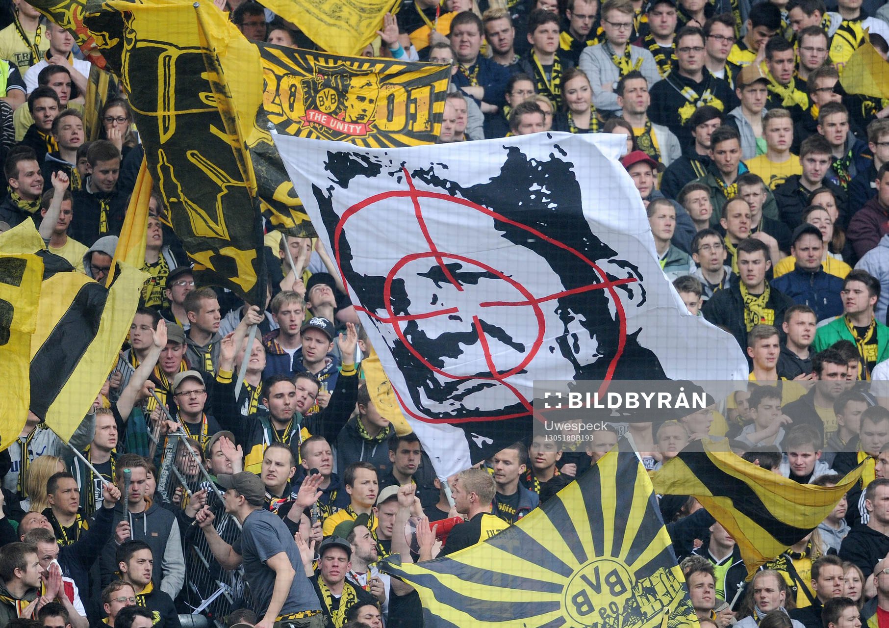 Fans Dortmund, Transparent gegen Club-Sponsor Dietmar Hopp