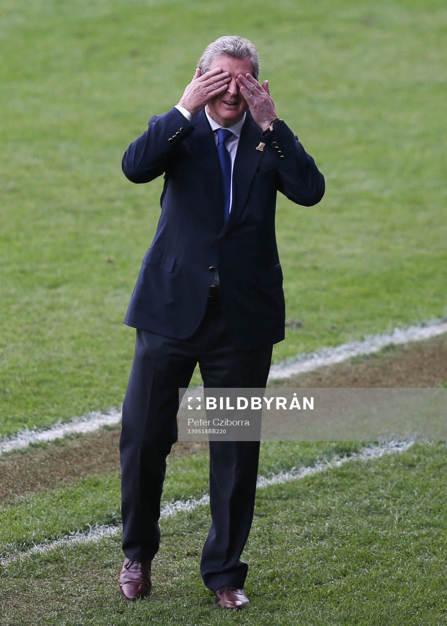 Football - Army FA v FA Legends - The Madejski Stadium -