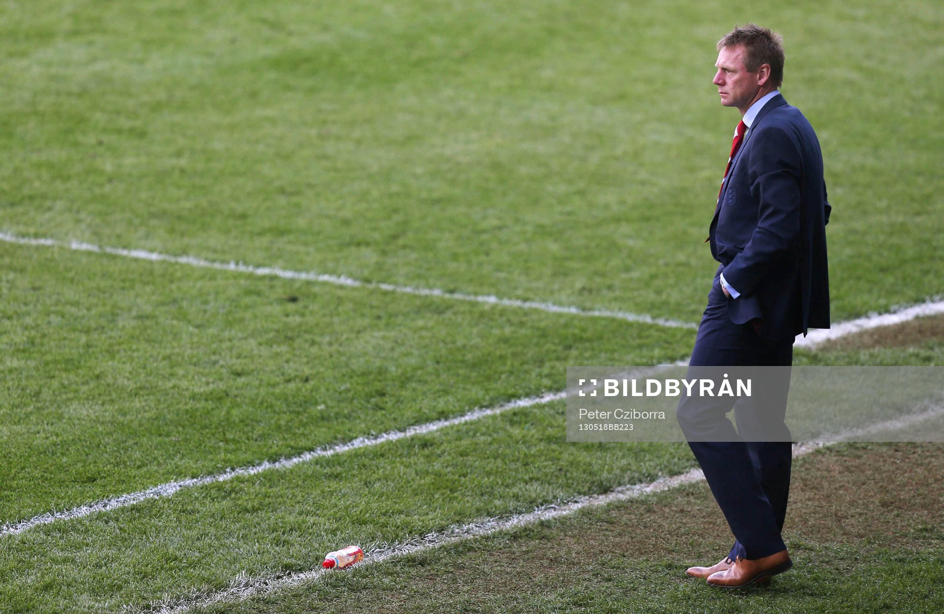 l - Army FA v FA Legends - The Madejski Stadium - 18/5/13