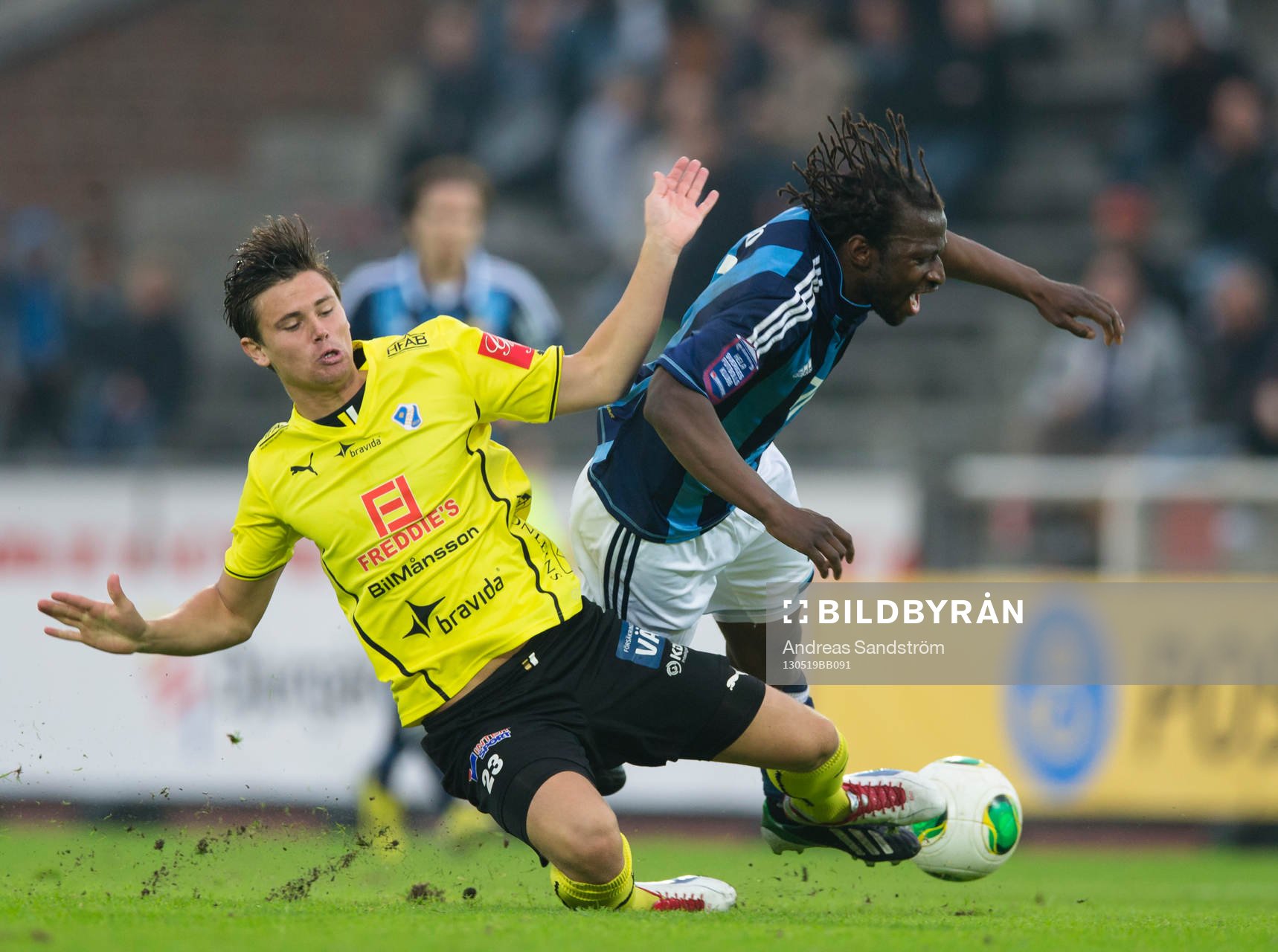 Duell med Marcus Antonsson, Halmstad och Amadou Jawo,
