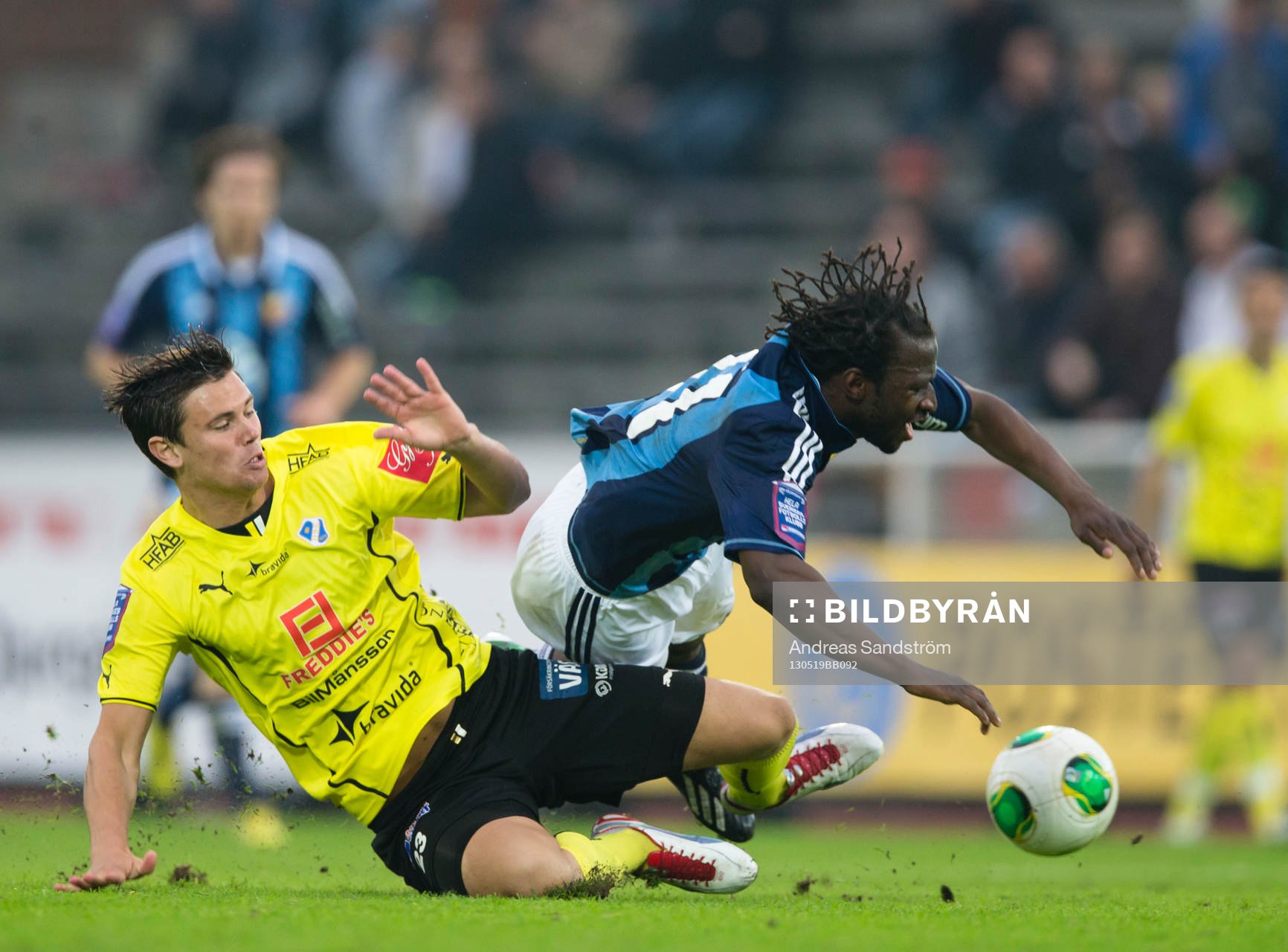 Duell med Marcus Antonsson, Halmstad och Amadou Jawo,