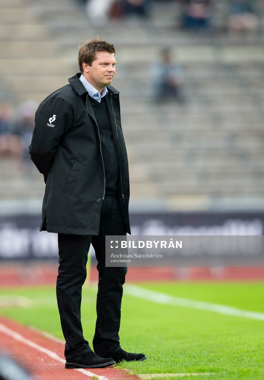 Jens Gustafsson, tränare Halmstad