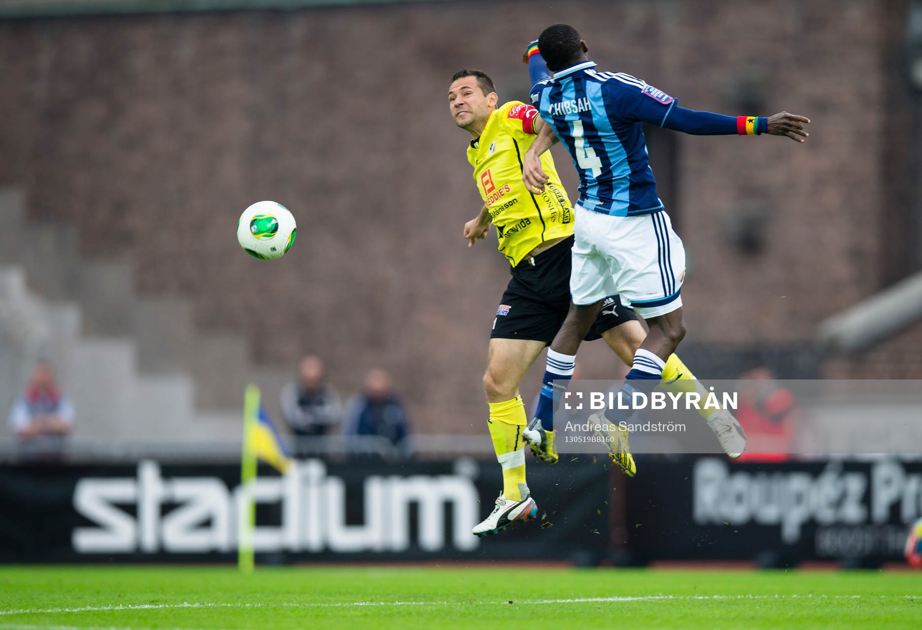 Stefan Selakovic, Halmstad och Yussif Chibsah,  Djurgården