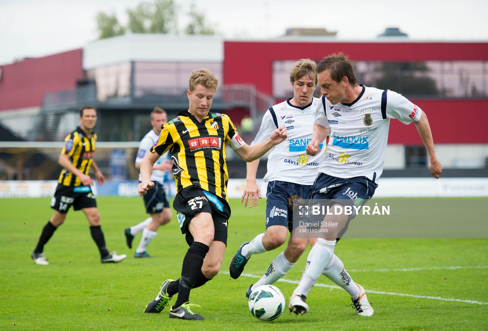 Simon Gustafson, Häcken. Jens Portin, Gefle