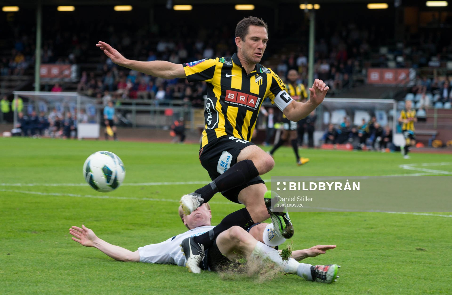 Olof Mård, Gefle, bryter bollen av Martin Ericsson, Häcken