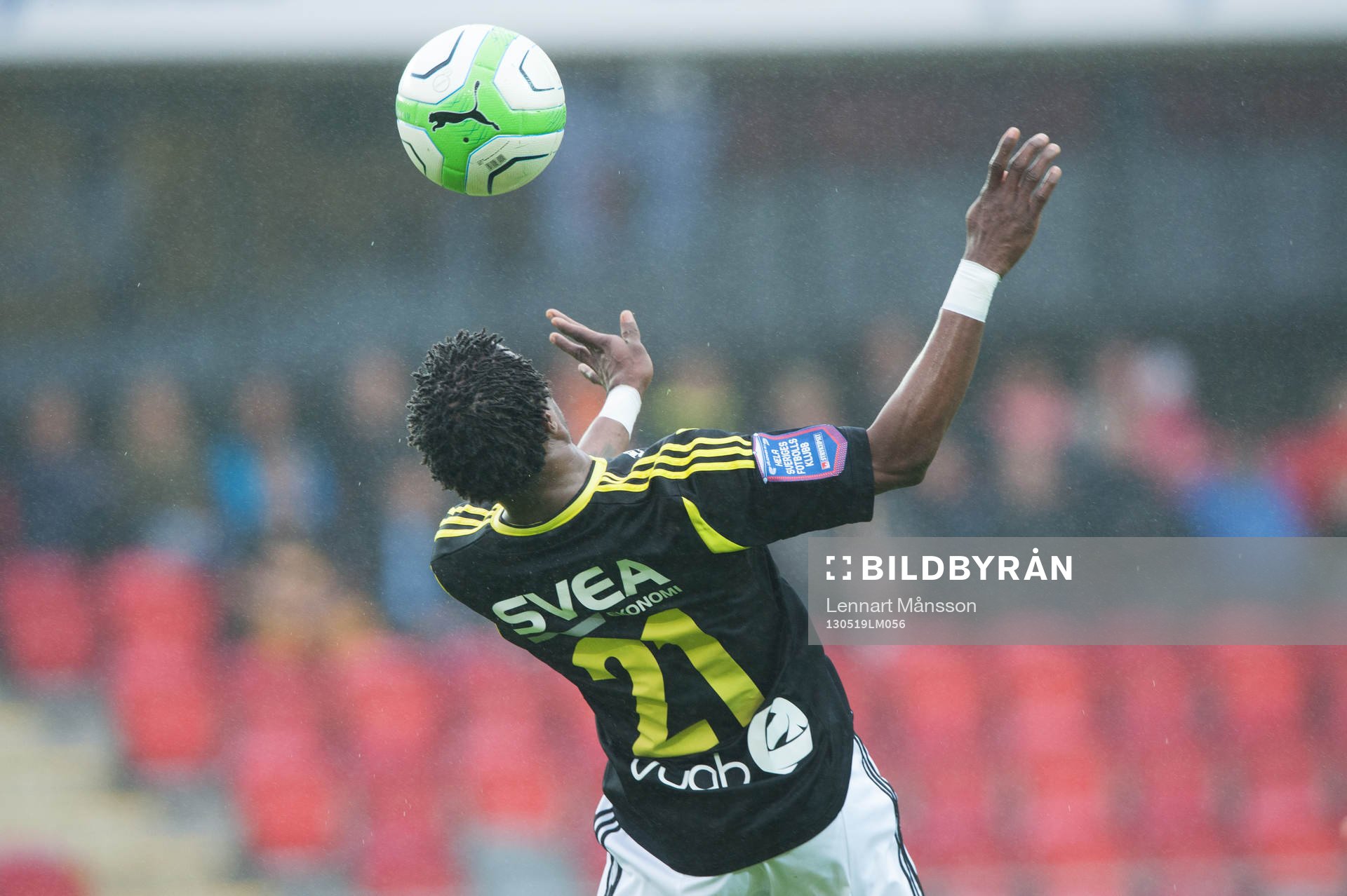Nedtagning på bröstet, Kennedy Igboananike, AIK