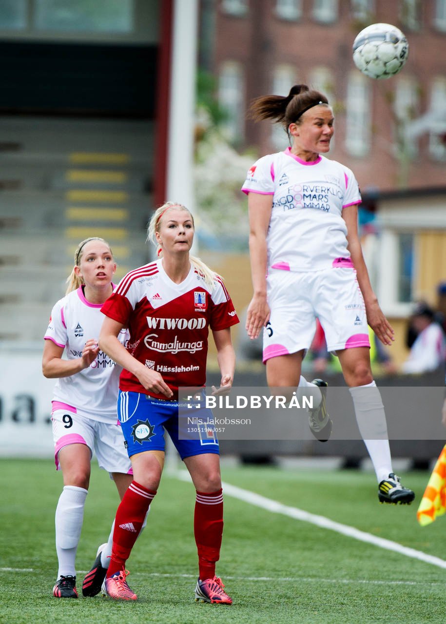 Elin Rubensson, LDB Malmö, ser Katrine Veje, hoppa