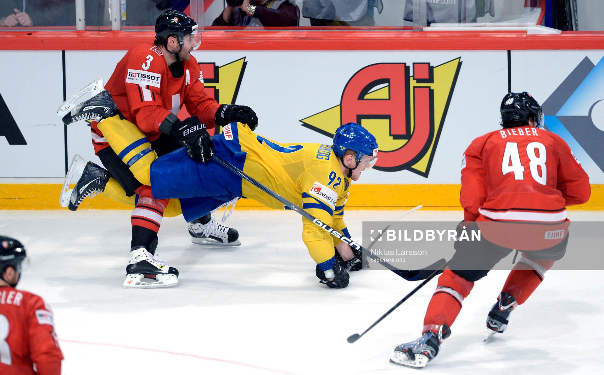 Julien Vauclair, Schweiz, Gabriel Landeskog, Sverige