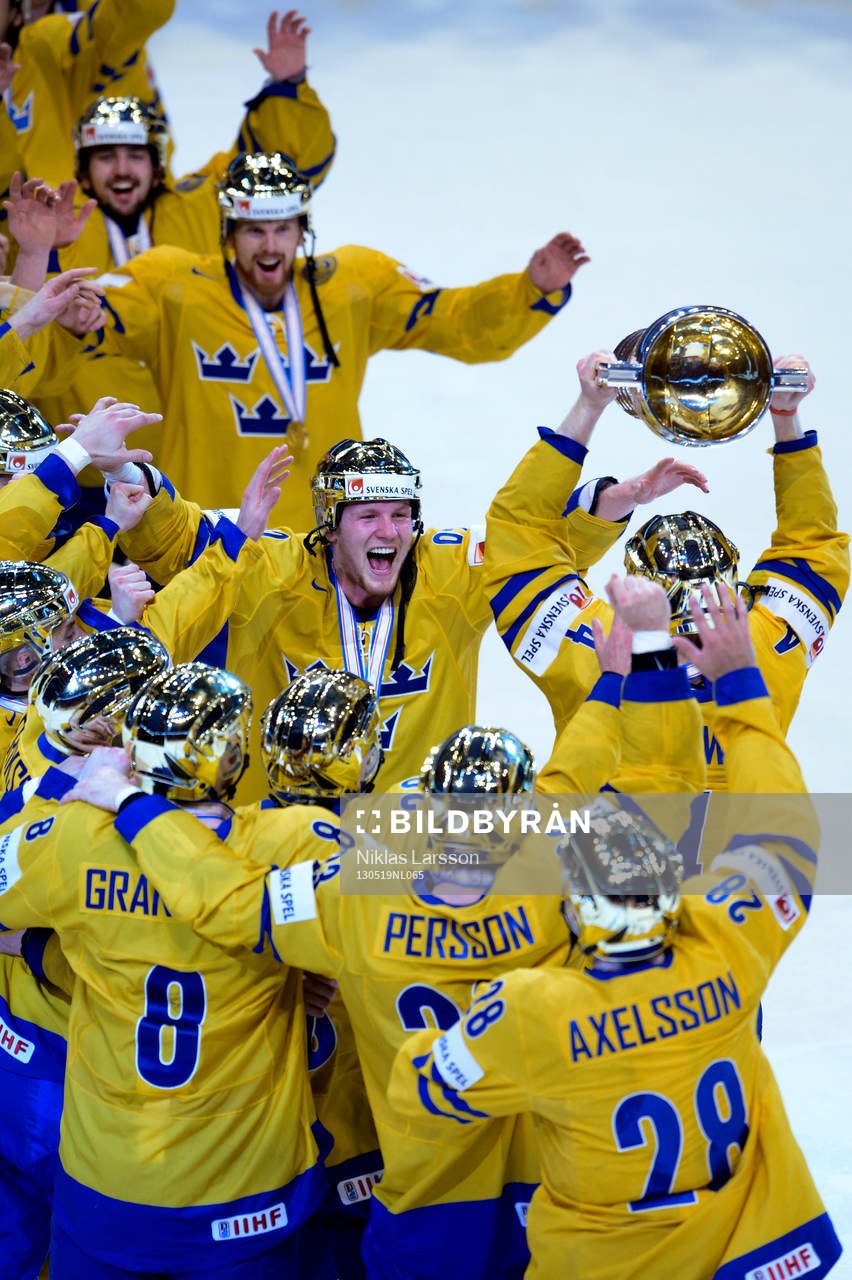 Sverige Gabriel Landeskog, jublar