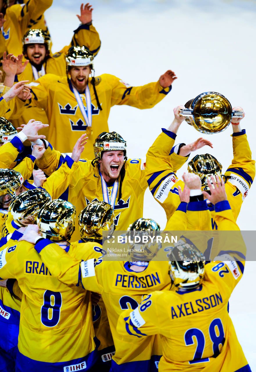 Sverige Gabriel Landeskog, jublar