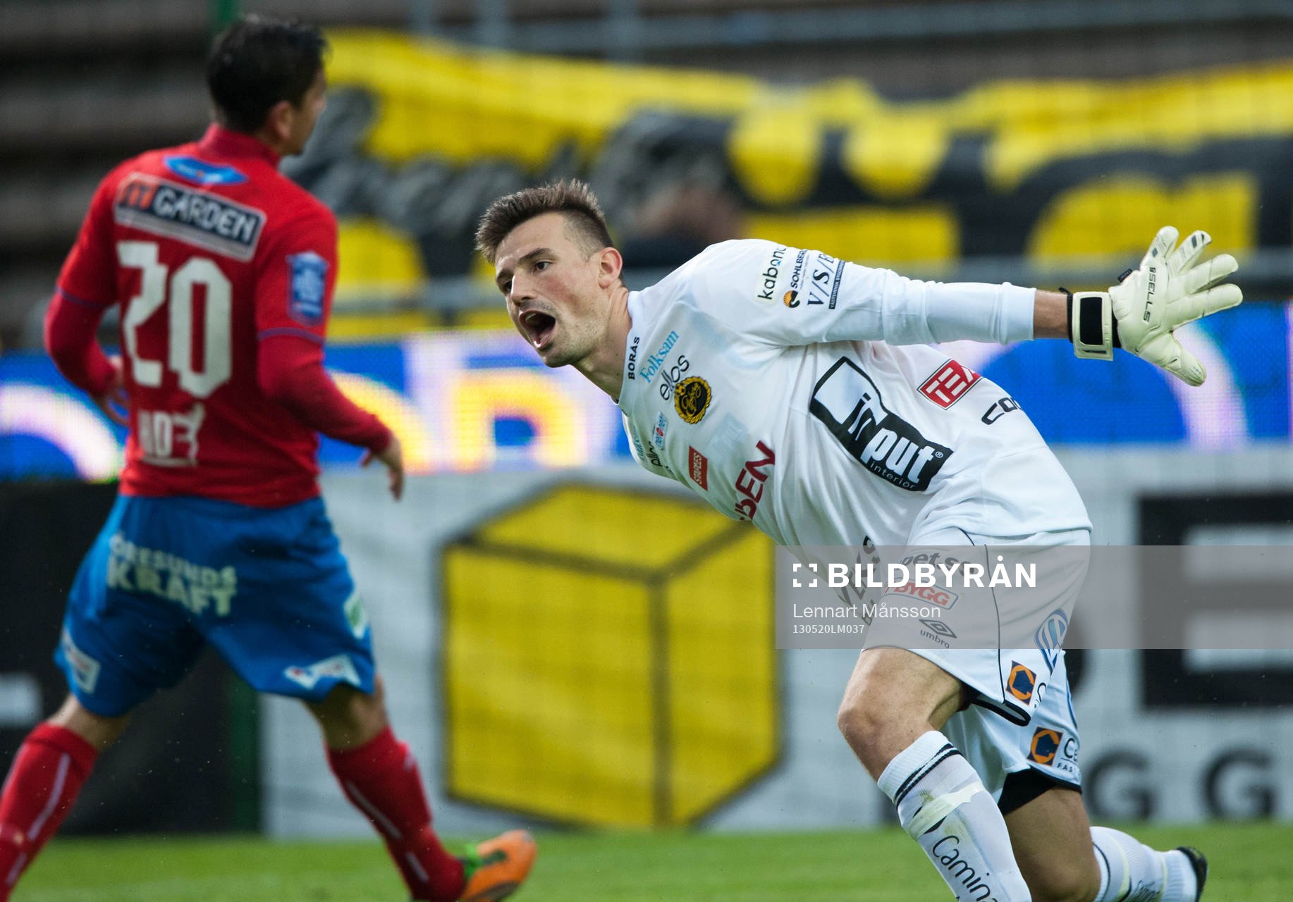 Kevin Stuhr Ellegaard, Elfsborg, snuvar Alejandro Bedoya,