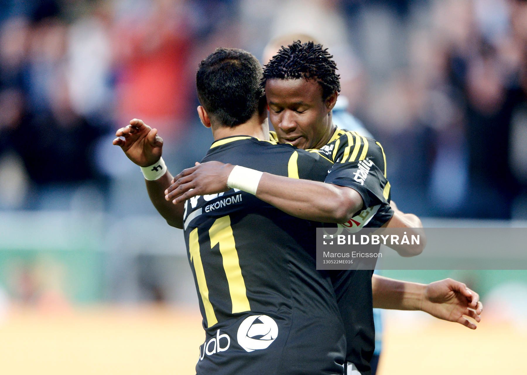 Nabil Bahoui, AIK kramar om Kennedy Igboananike som precis