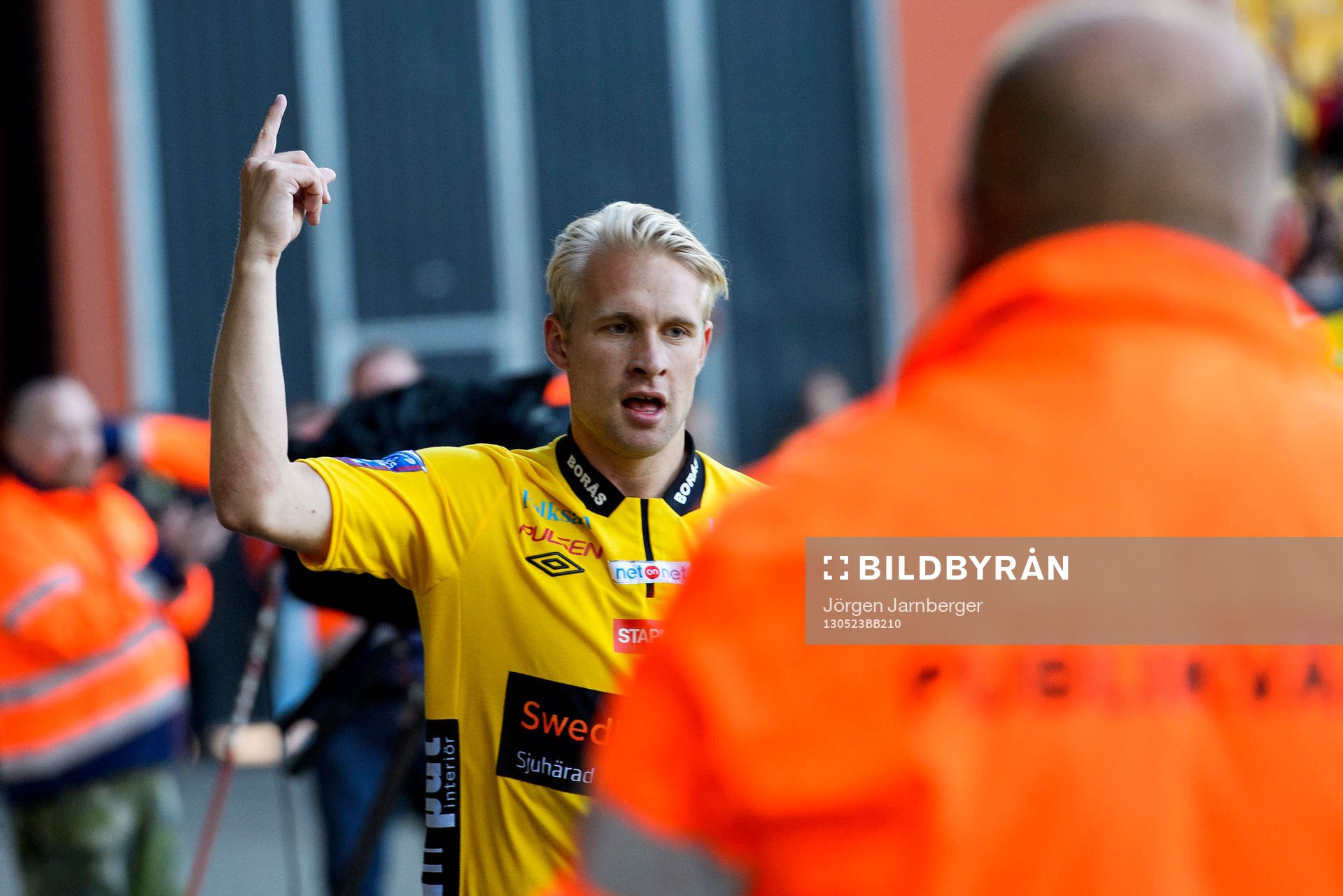 Glädje, Johan Larsson, Elfsborg. som hoppat ut bland