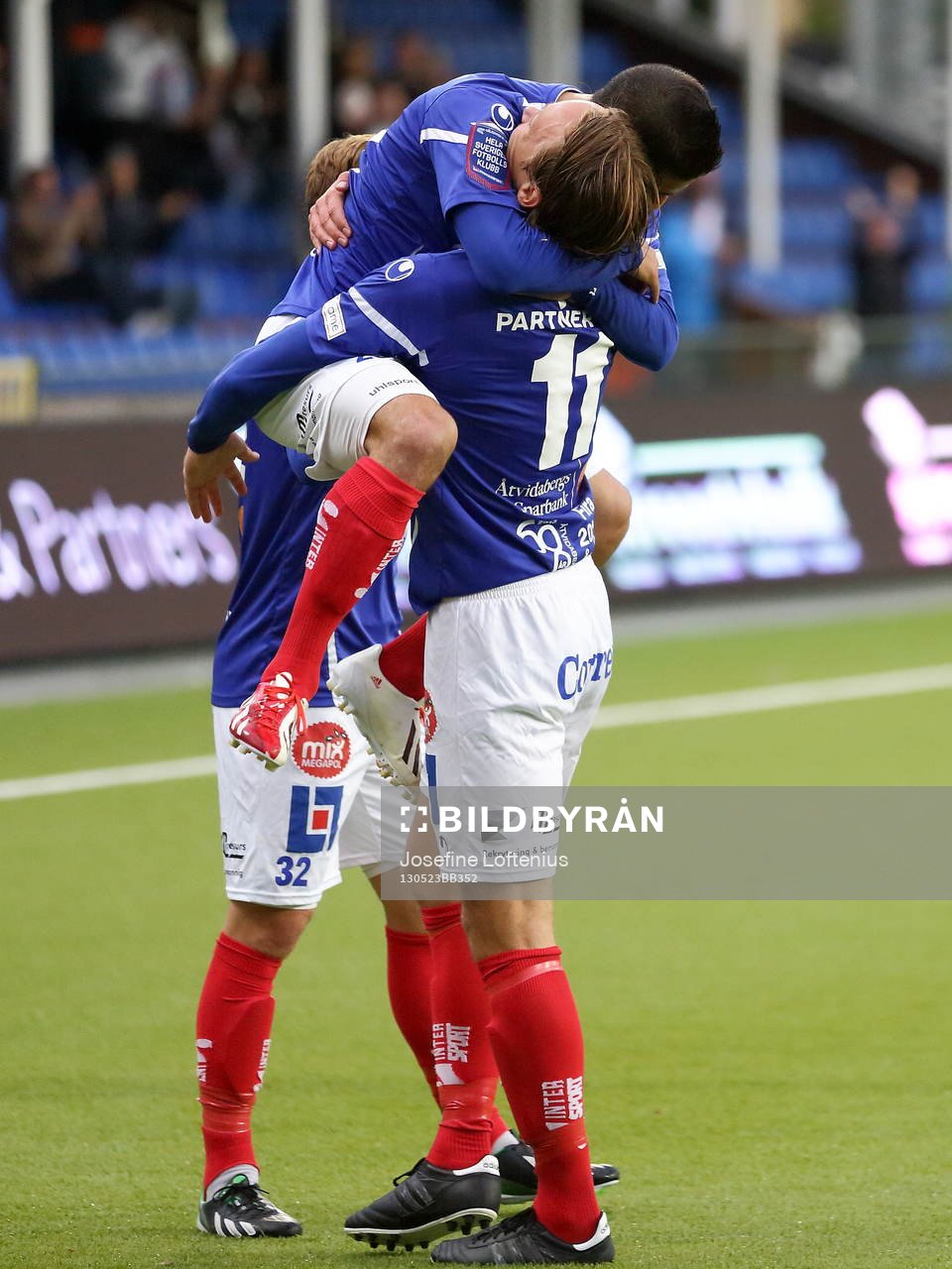 Mål 3-0 Åtvidaberg Imad Zatara i famnen på Åtvidaberg