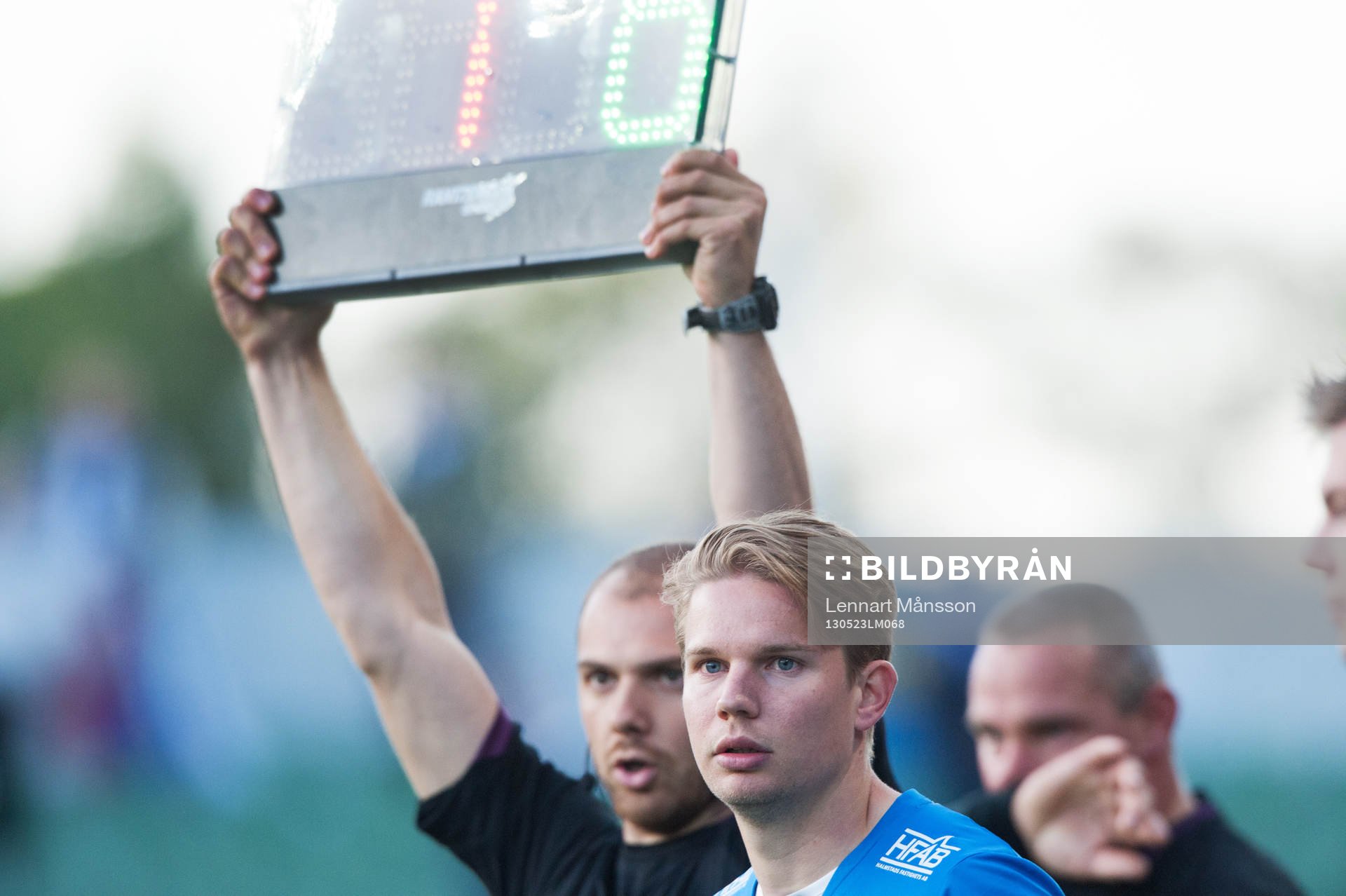 Spelarbyte, byte, Mikael Blomberg, Halmstad byts in, Adnan