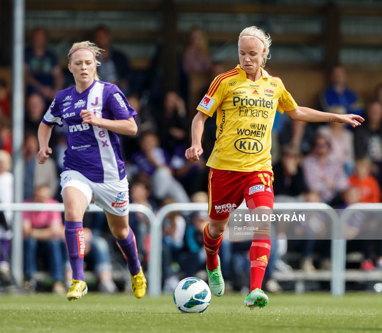 Caroline Seger, Tyresö med bollen