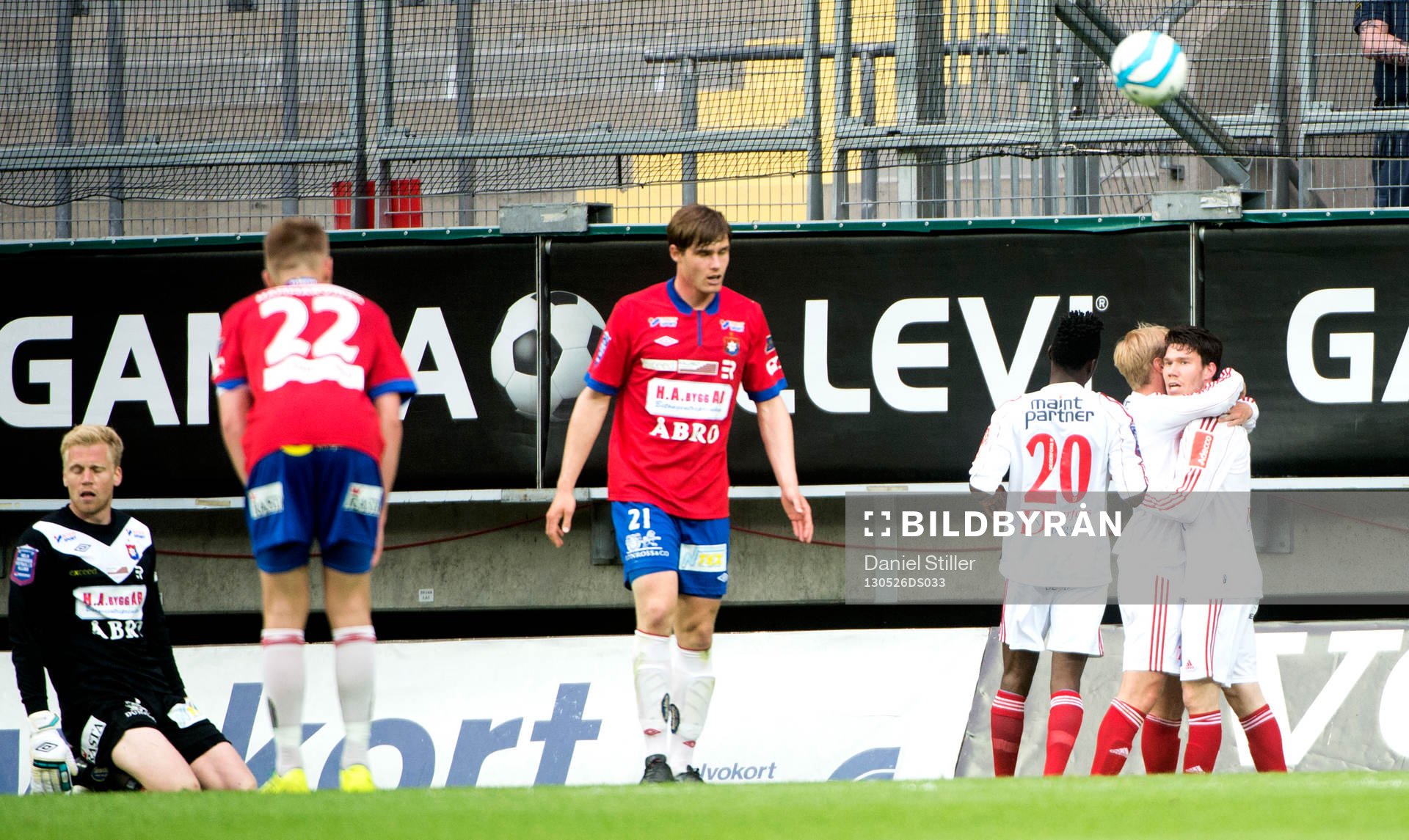 Alexander Andersson, Degerfors, gör 1-2, jubel. Depp Peter