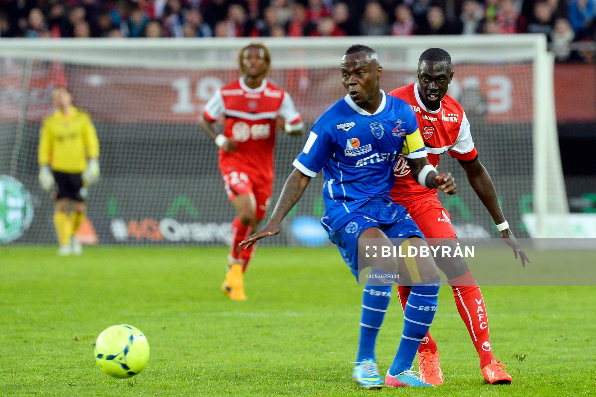  Fotboll, fransk, Valenciennes - Troyes : Eloge ENZA YAMISSI / Remi GOMIS - 26.05.2013 - Valenciennes / Troyes - 38eme  Journee de Ligue 1 