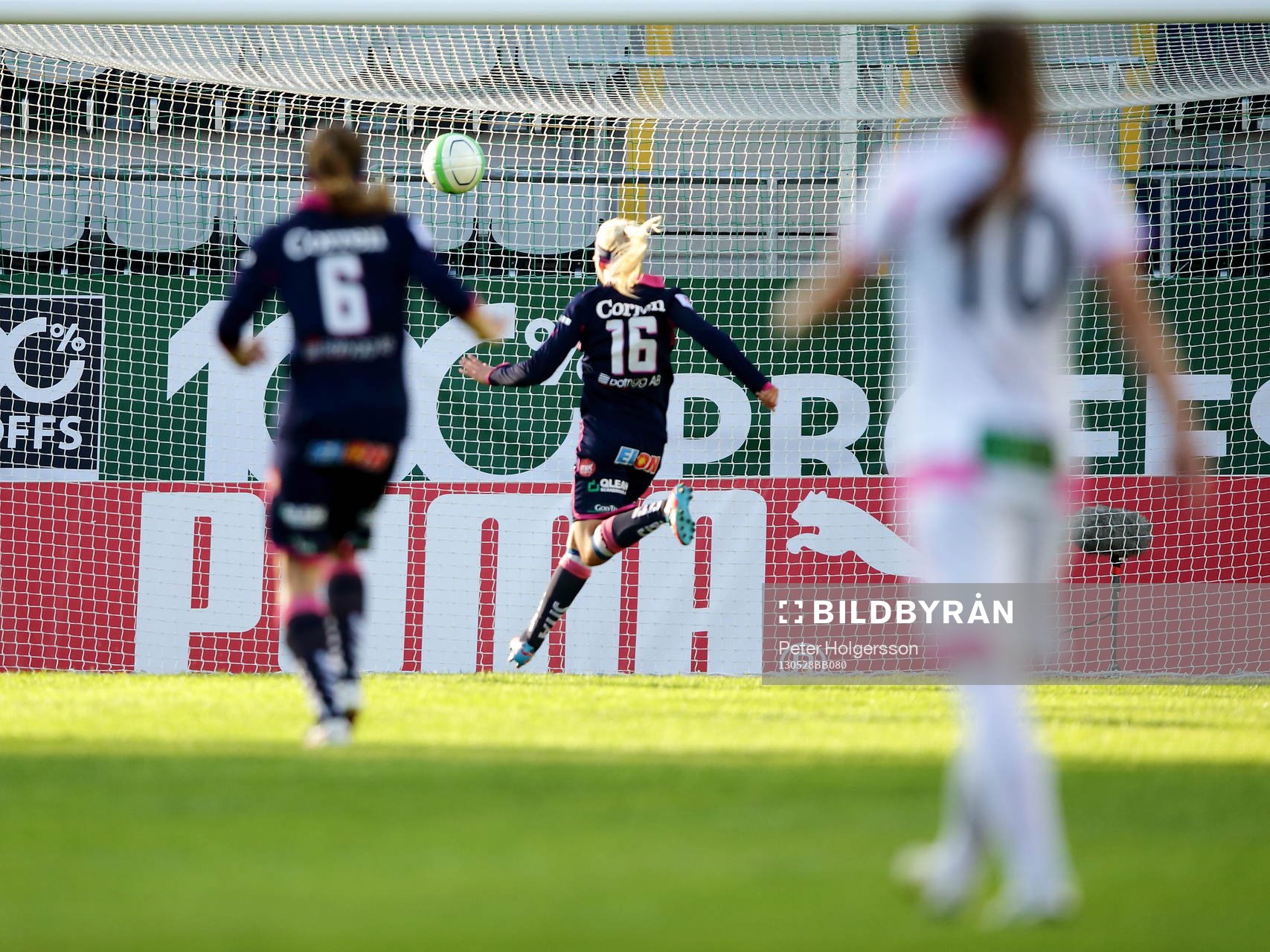 Mål 1-0 Linköping Pernille Harder