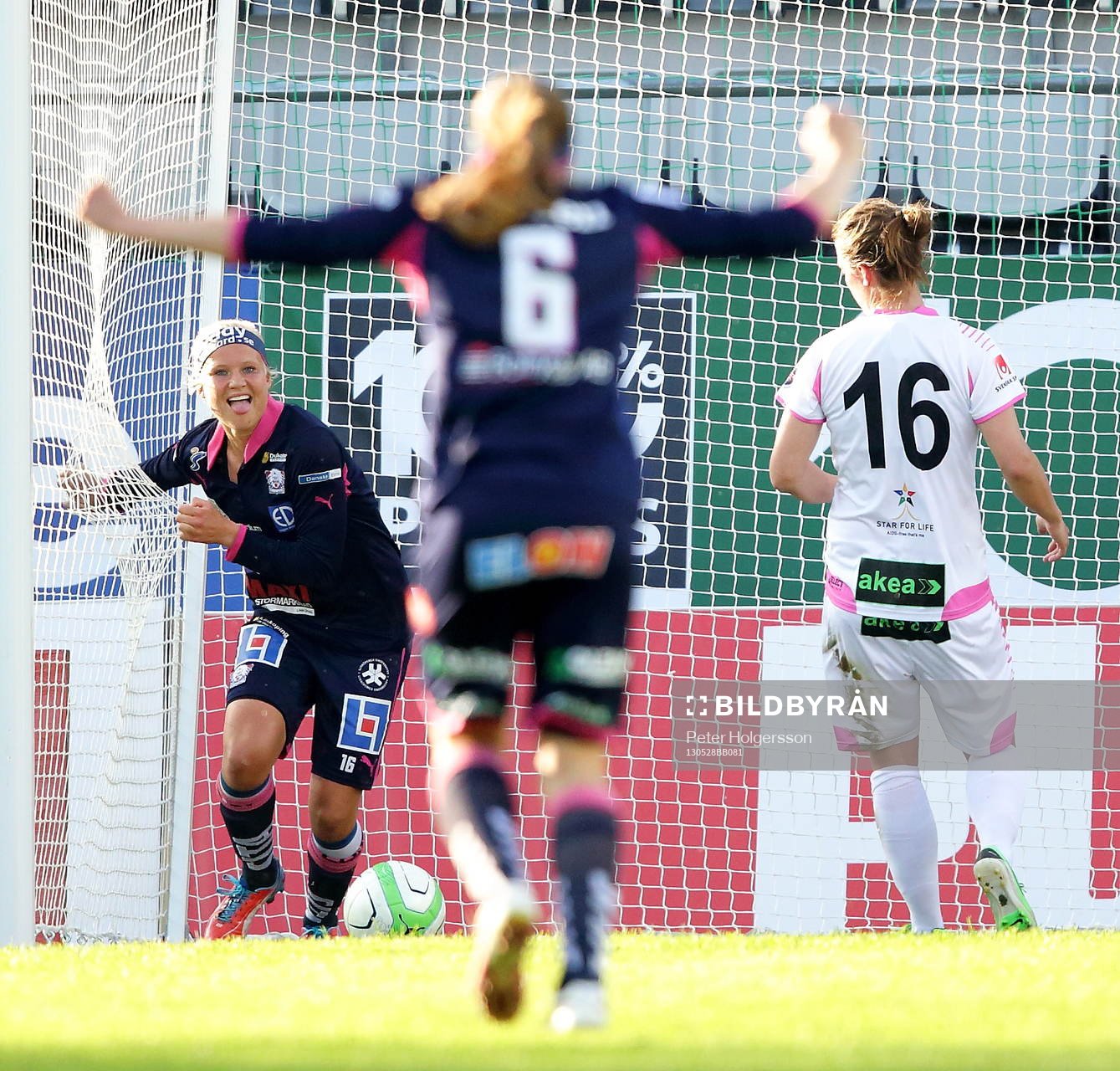 Mål 1-0 Linköping Pernille Harder