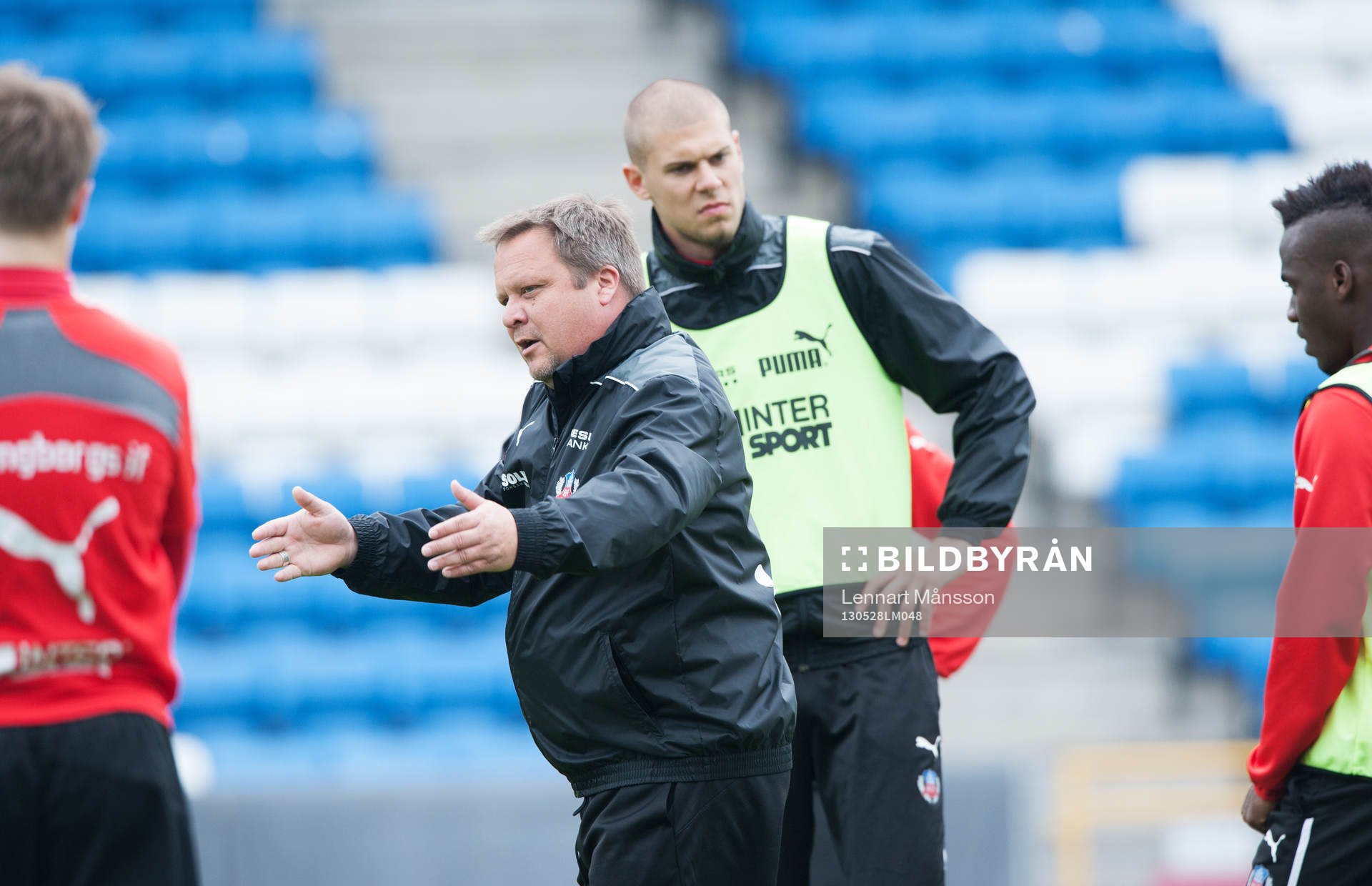 Roar Hansen, tränare, med sitt anfallsess Robin Simovic