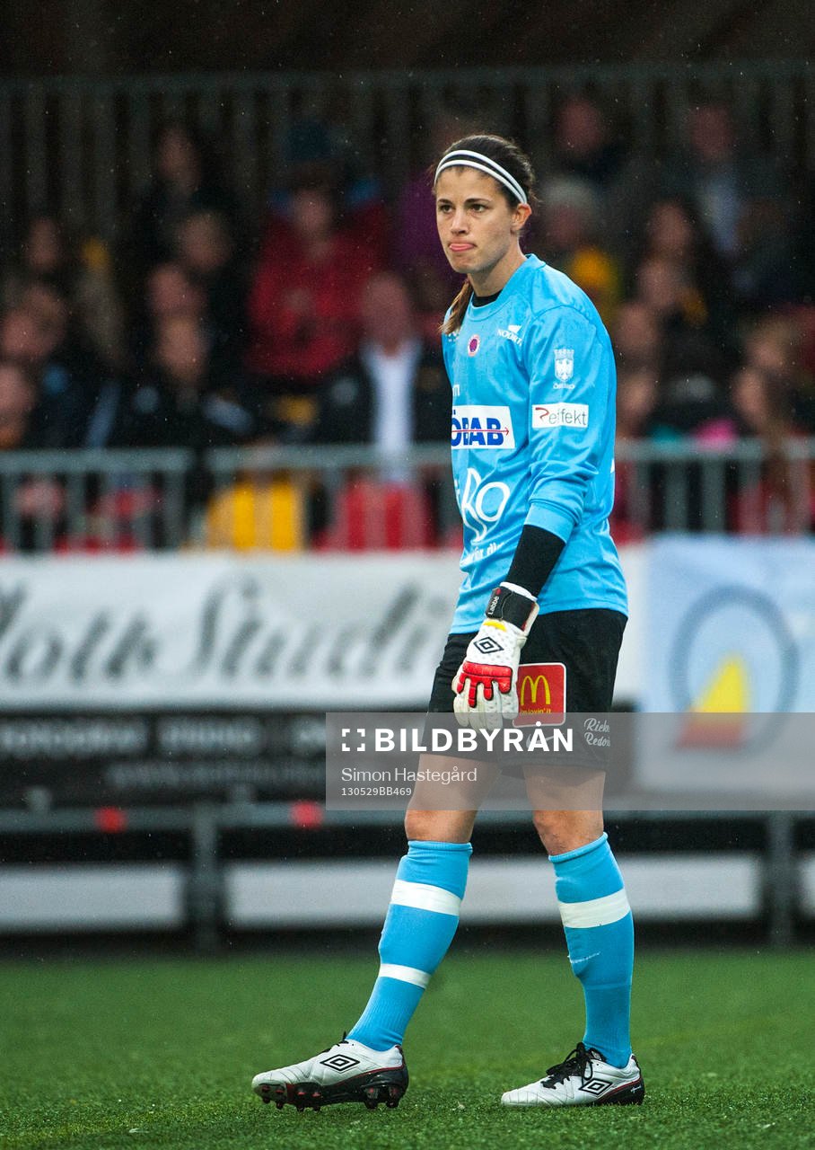Stephanie Labbe, målvakt, KIF Örebro DFF, deppar